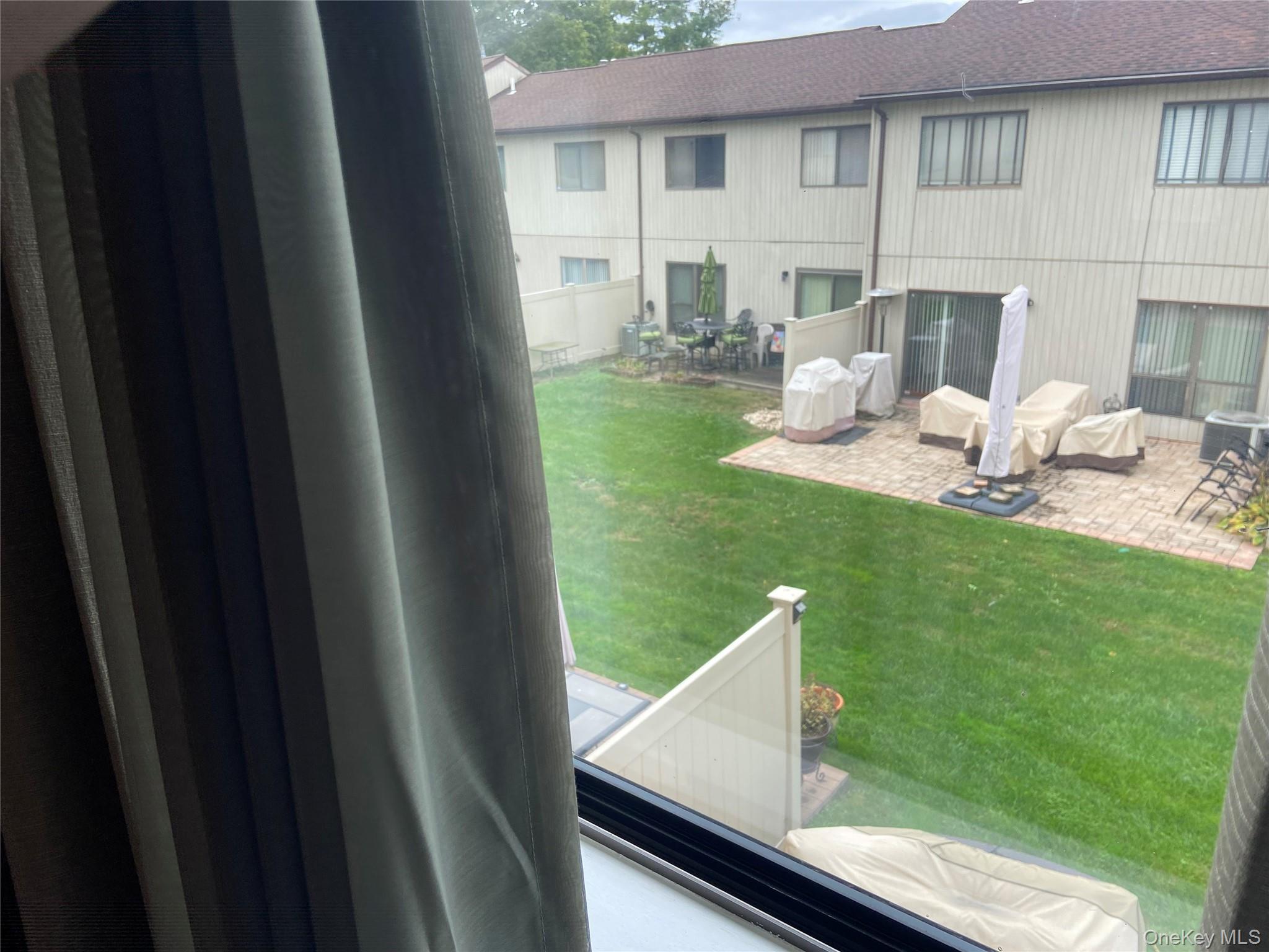 52 Oakwood Court, Baldwin, NY 11510