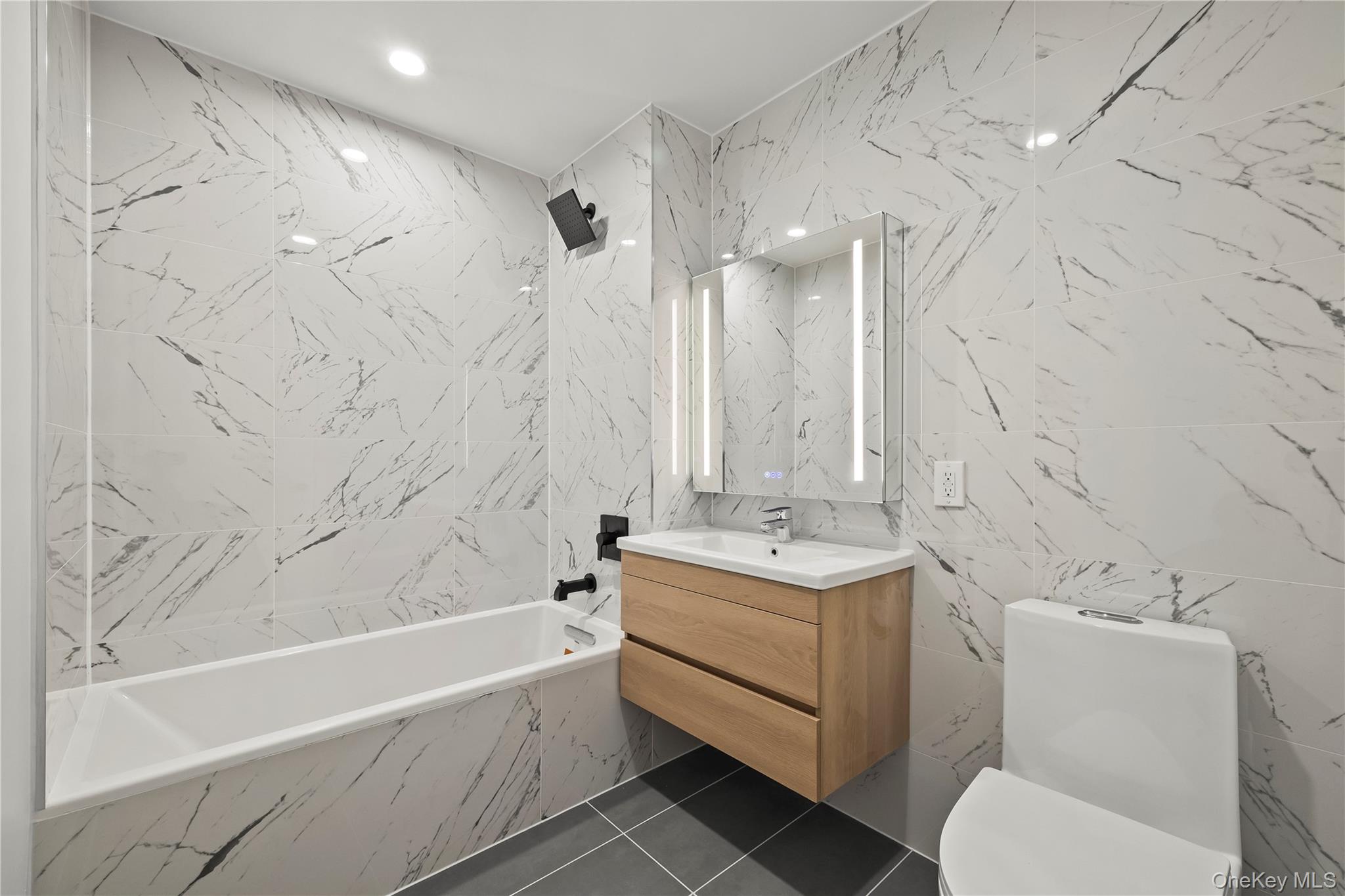 150-02 Northern Boulevard # 6F, Flushing, NY 11354