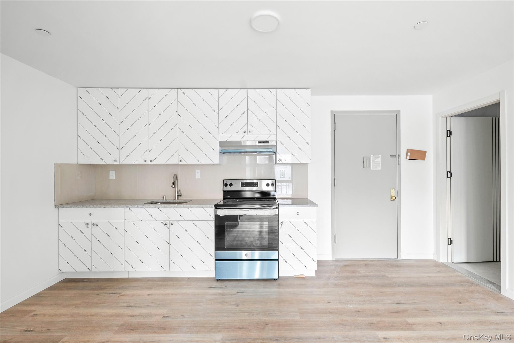 70-40 45 Avenue # 6G, Elmhurst, NY 11373