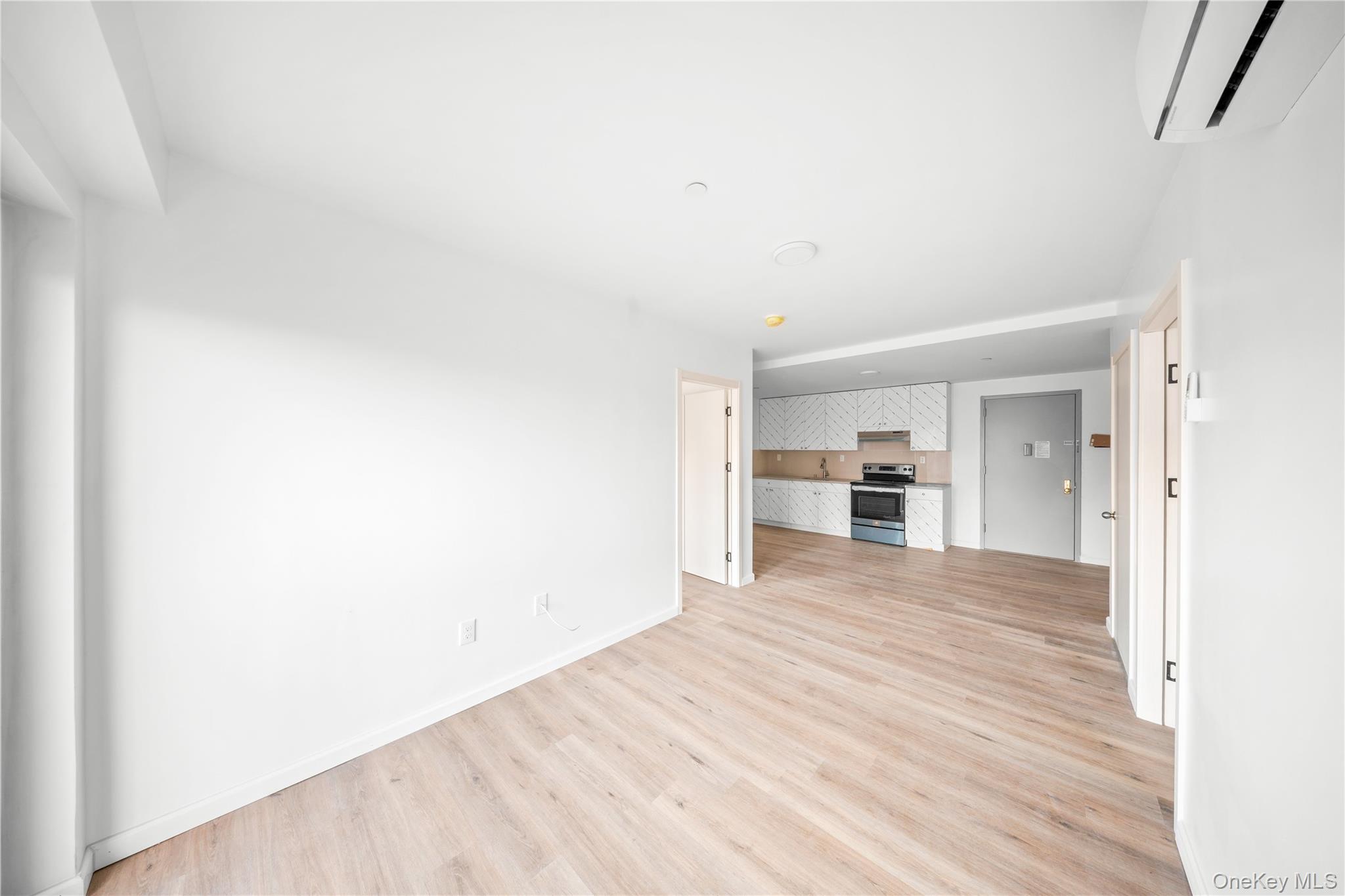 70-40 45 Avenue # 6G, Elmhurst, NY 11373