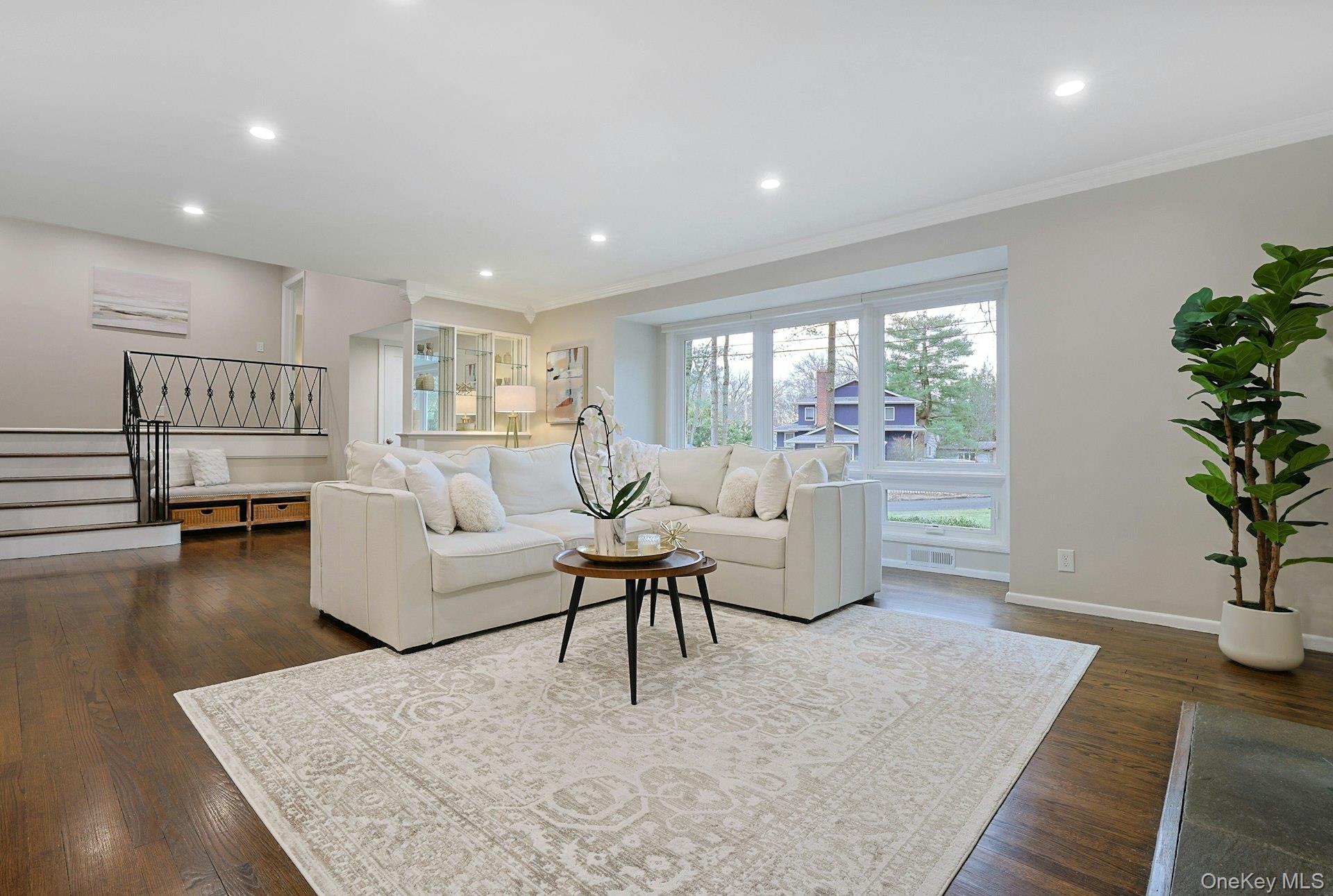 2 Doris Drive, Scarsdale, NY 10583