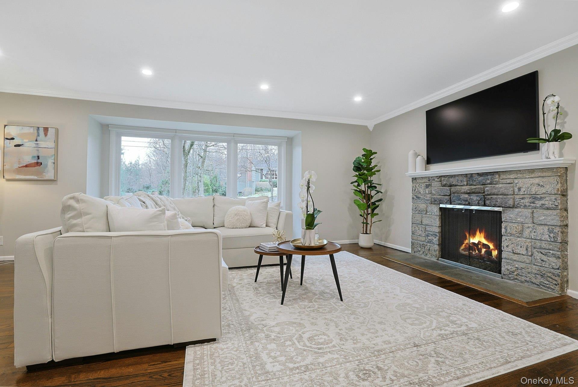 2 Doris Drive, Scarsdale, NY 10583