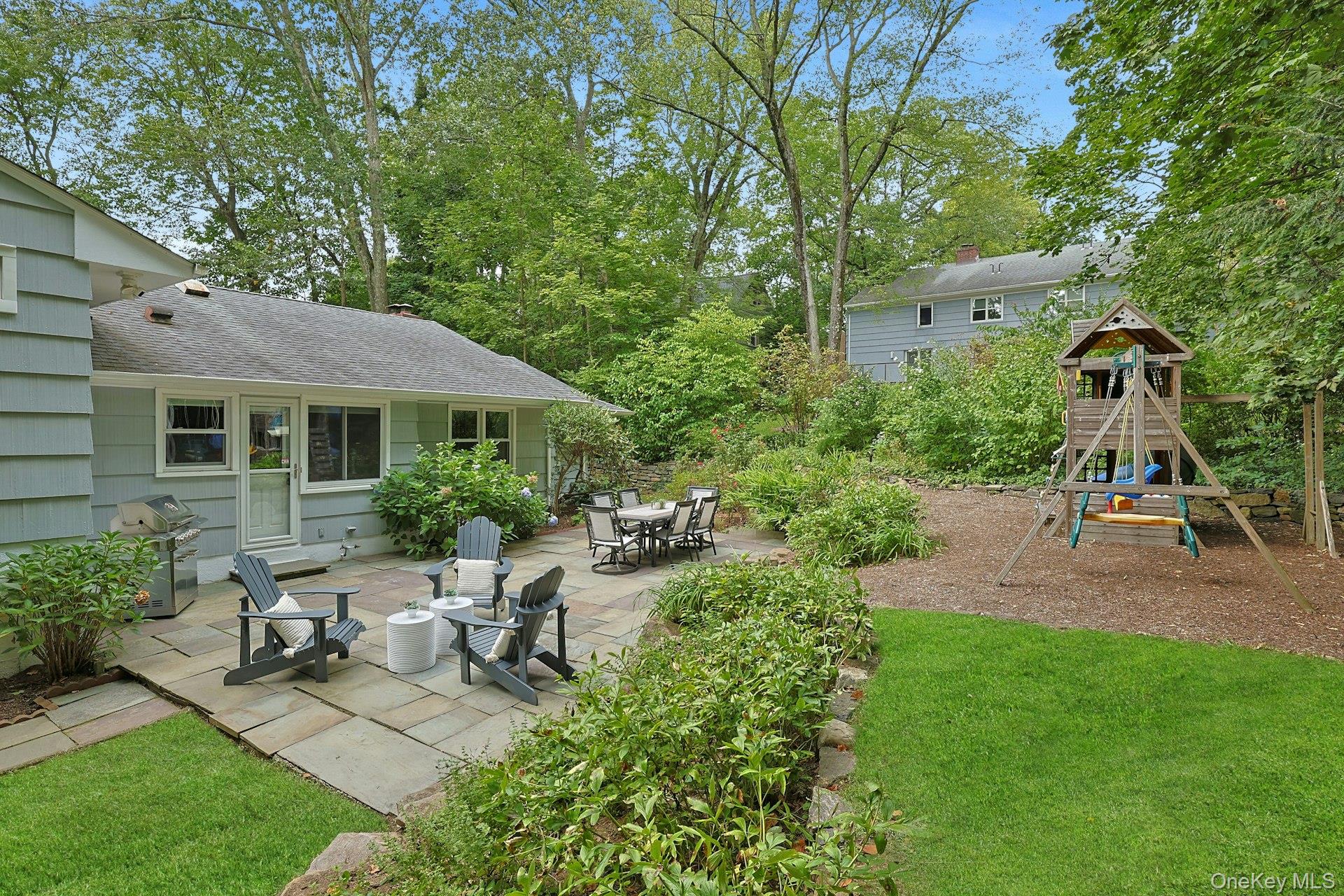 2 Doris Drive, Scarsdale, NY 10583