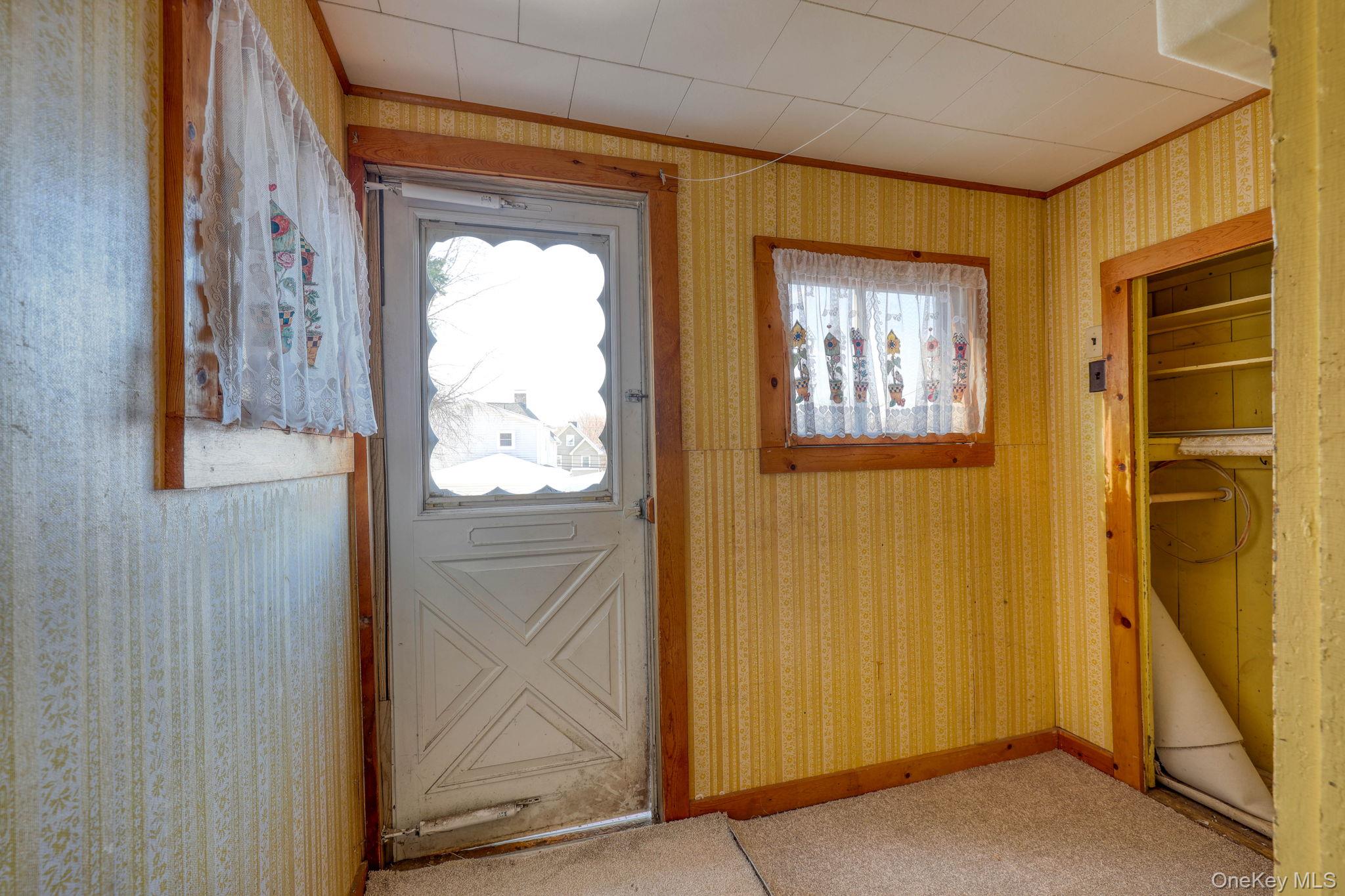 33 Bank Street, Walden, NY 12586