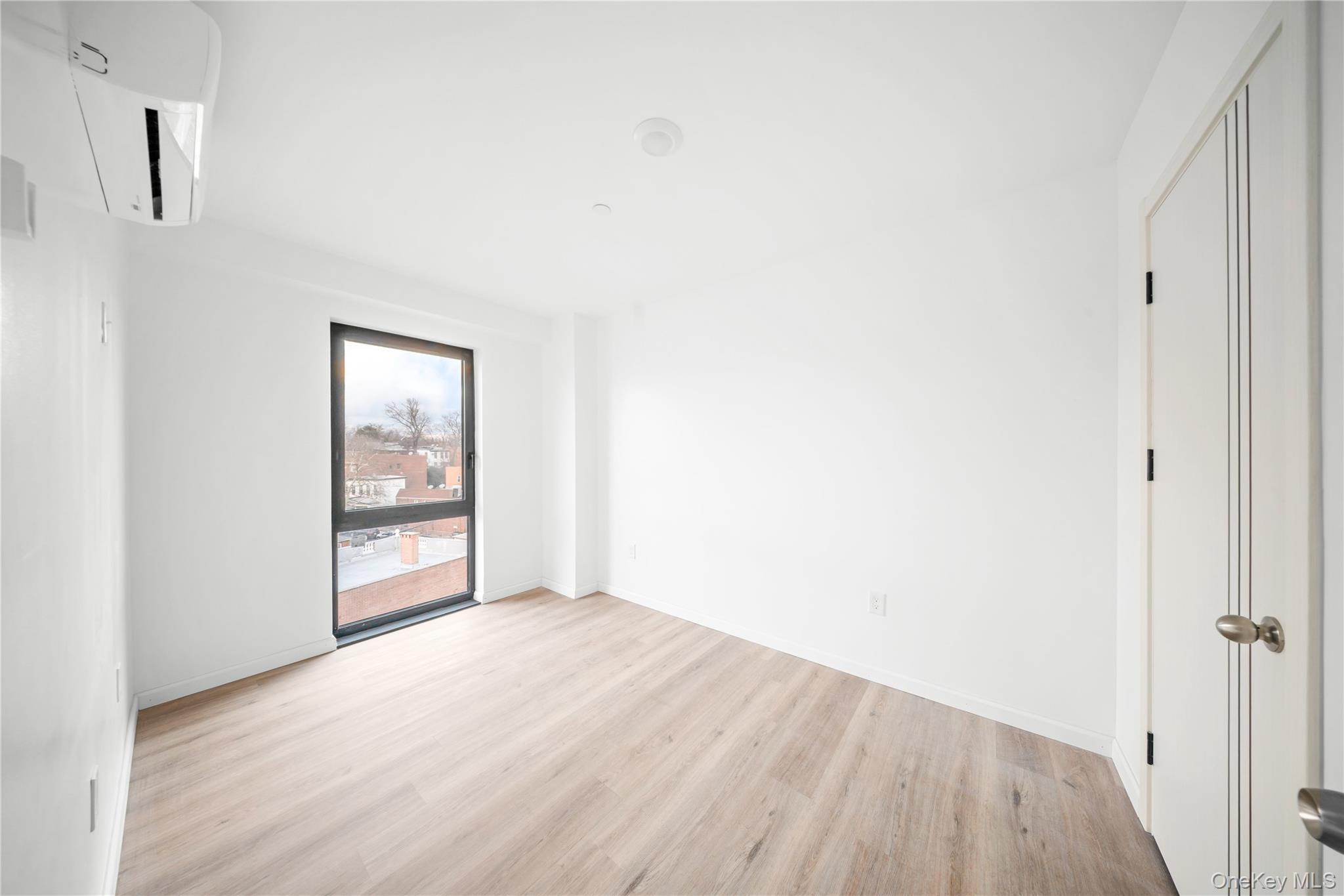 70-40 45 Avenue # 7B, Elmhurst, NY 11373