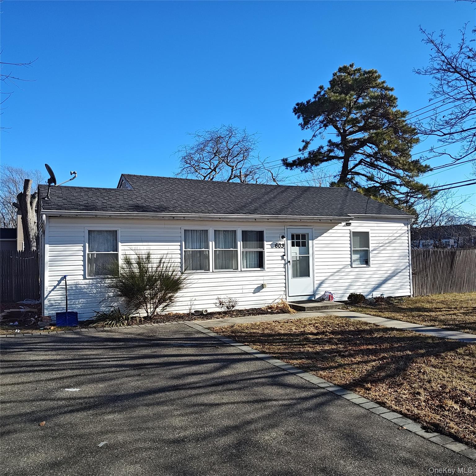 603 Doane Avenue, Bellport, NY 11713