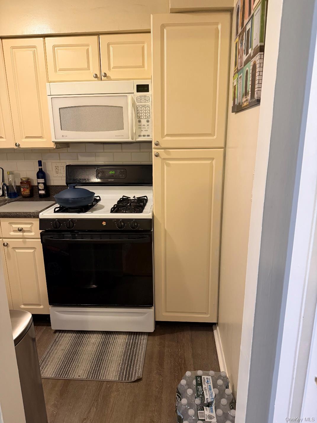 3 Charles Lane # 1E, Pomona, NY 10970