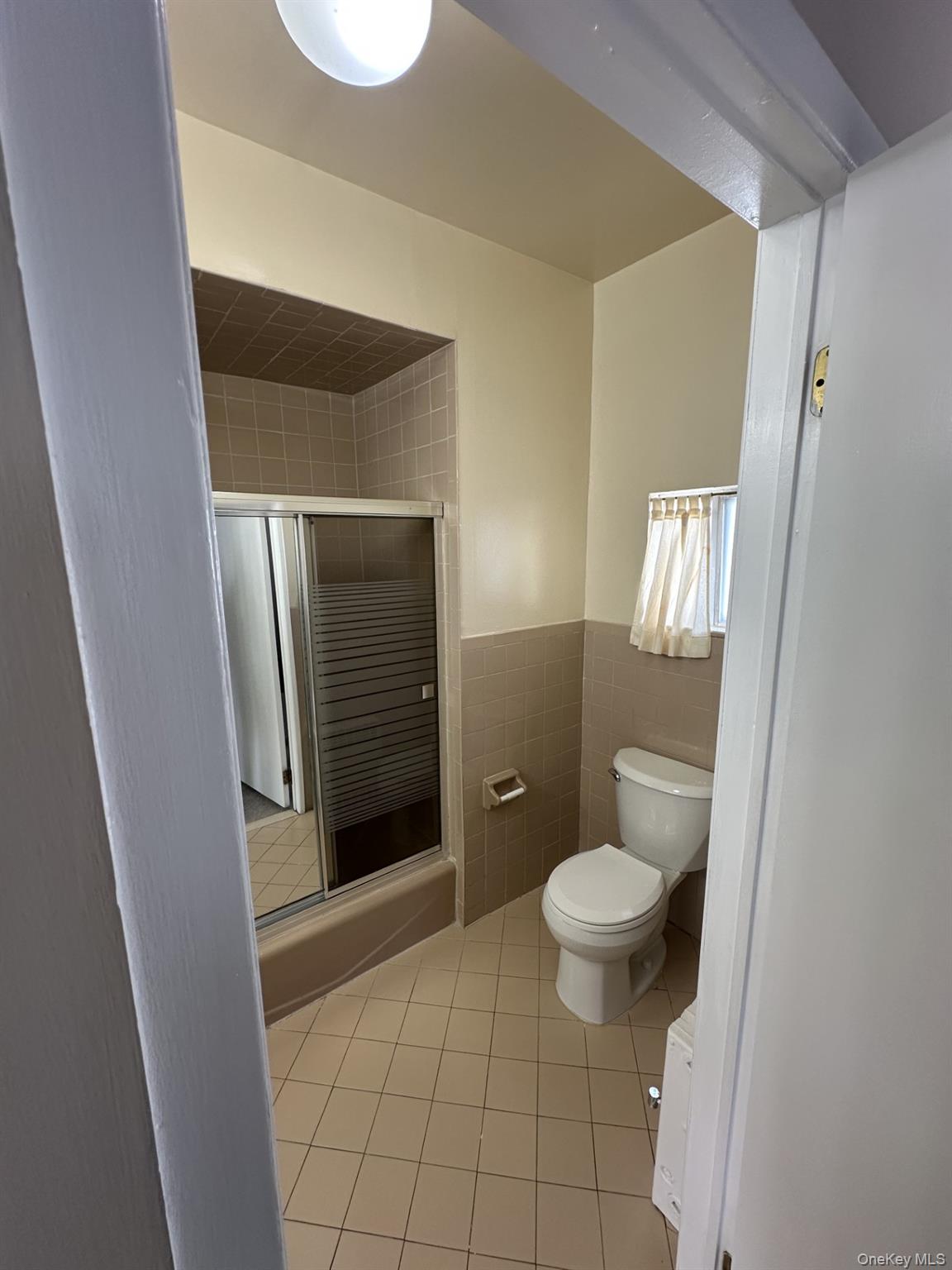 7 Starks Place # 2, Lynbrook, NY 11563