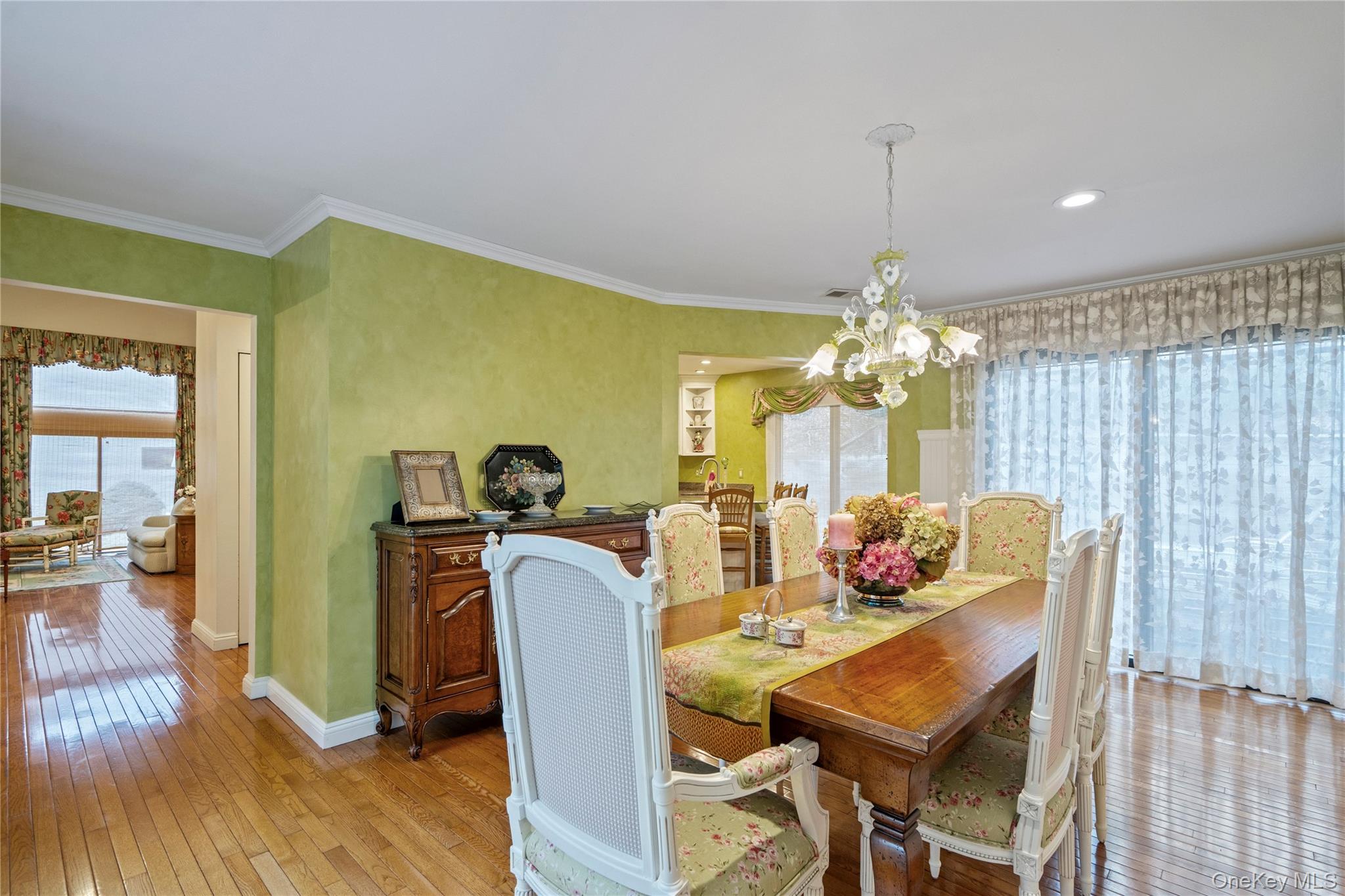 260 Vista Drive # 260, Jericho, NY 11753