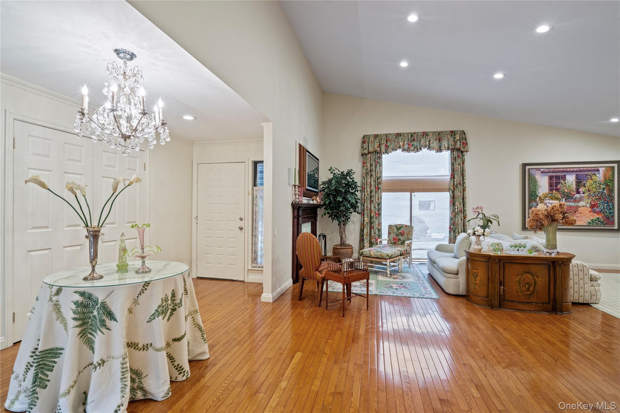 260 Vista Drive # 260, Jericho, NY 11753