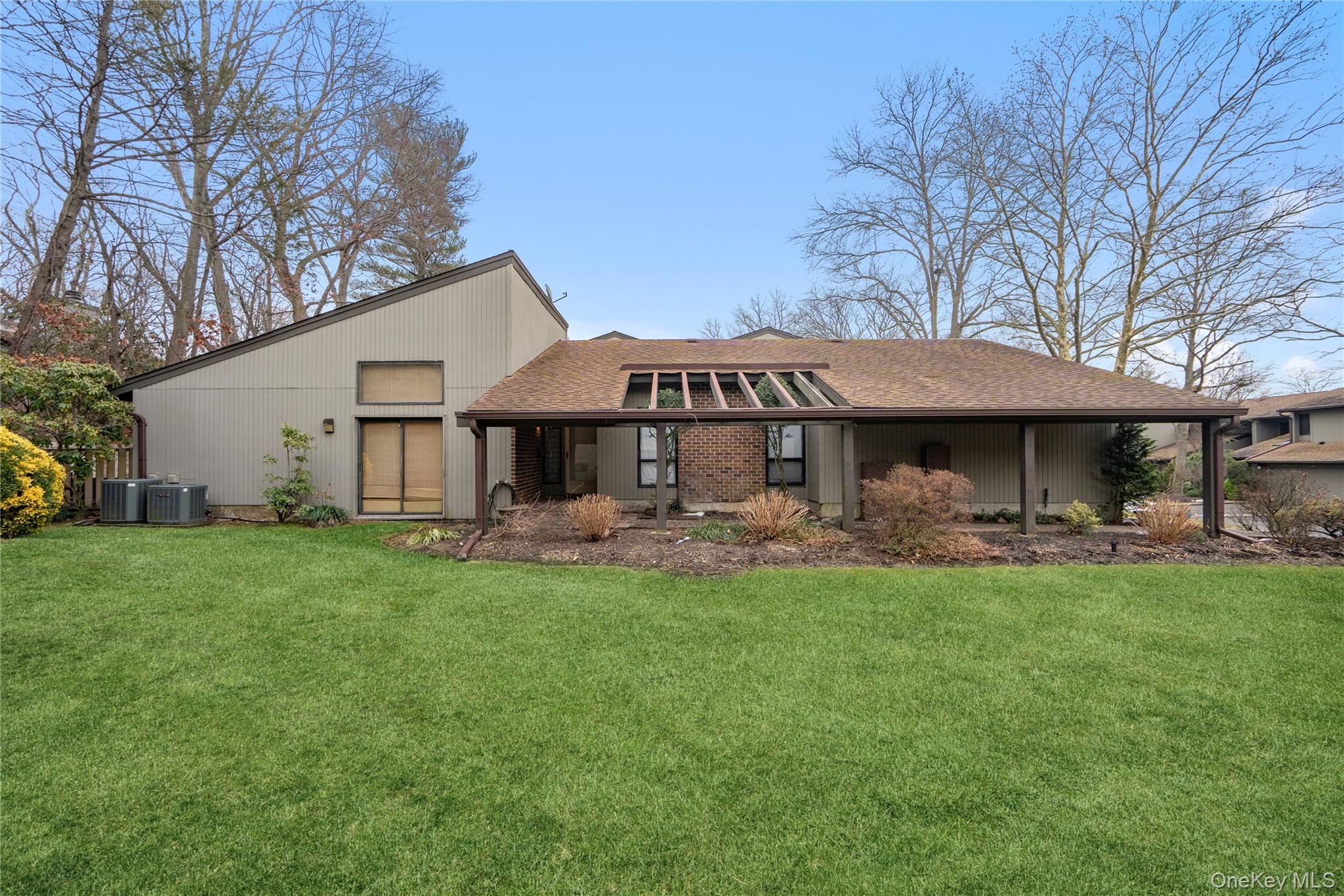 260 Vista Drive # 260, Jericho, NY 11753