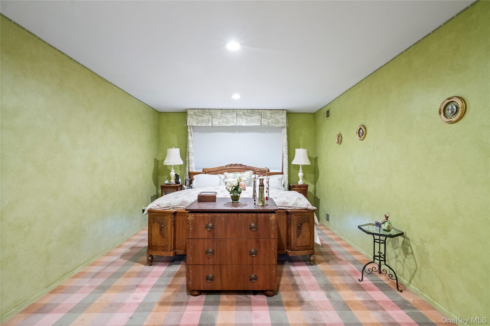 260 Vista Drive # 260, Jericho, NY 11753