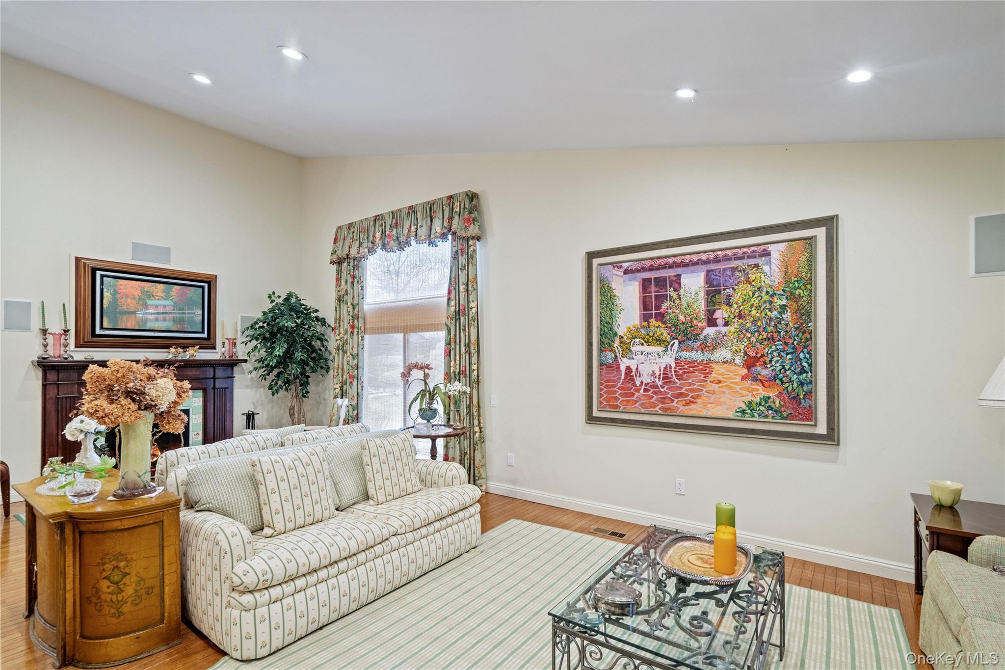 260 Vista Drive # 260, Jericho, NY 11753