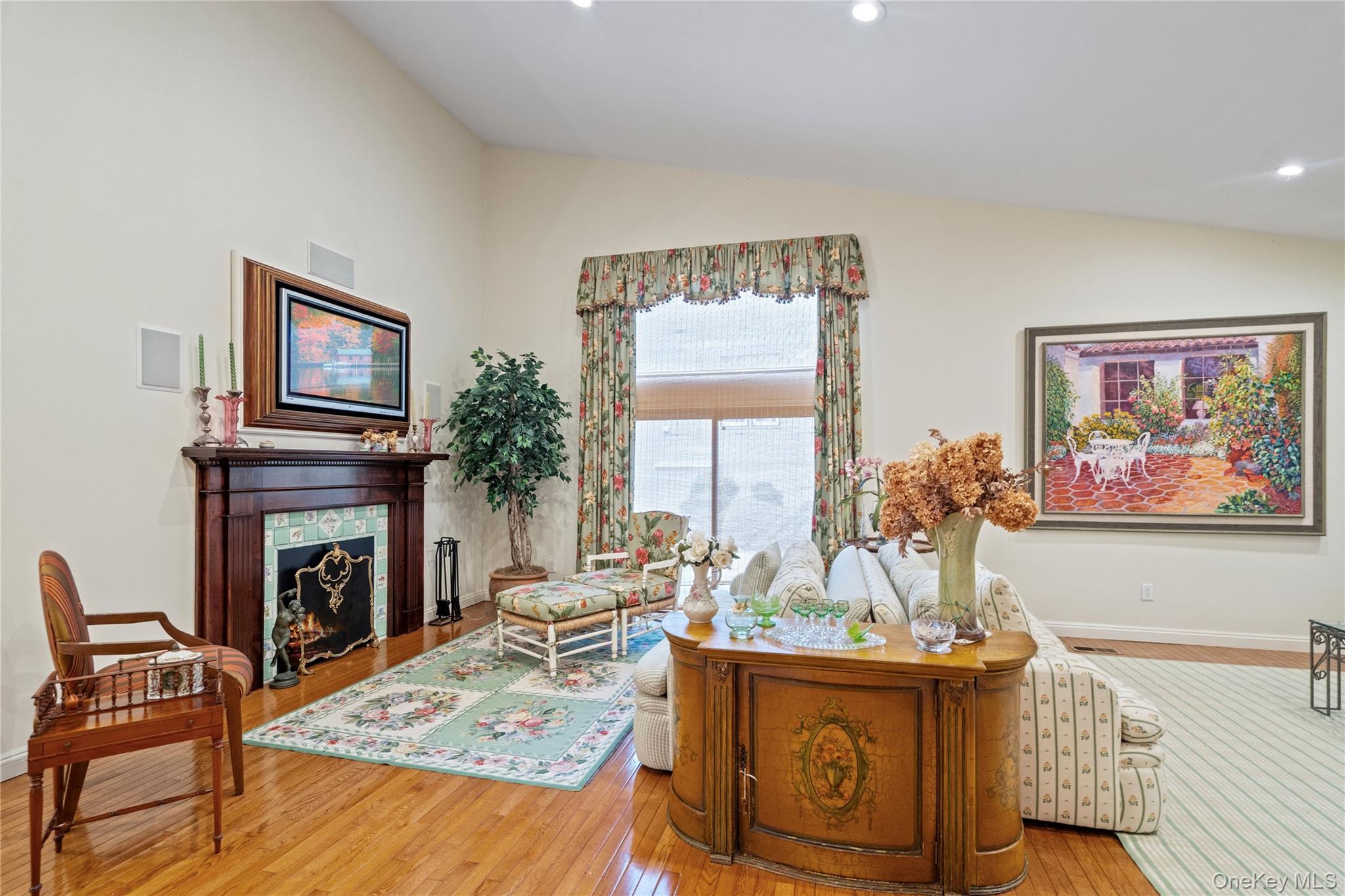 260 Vista Drive # 260, Jericho, NY 11753