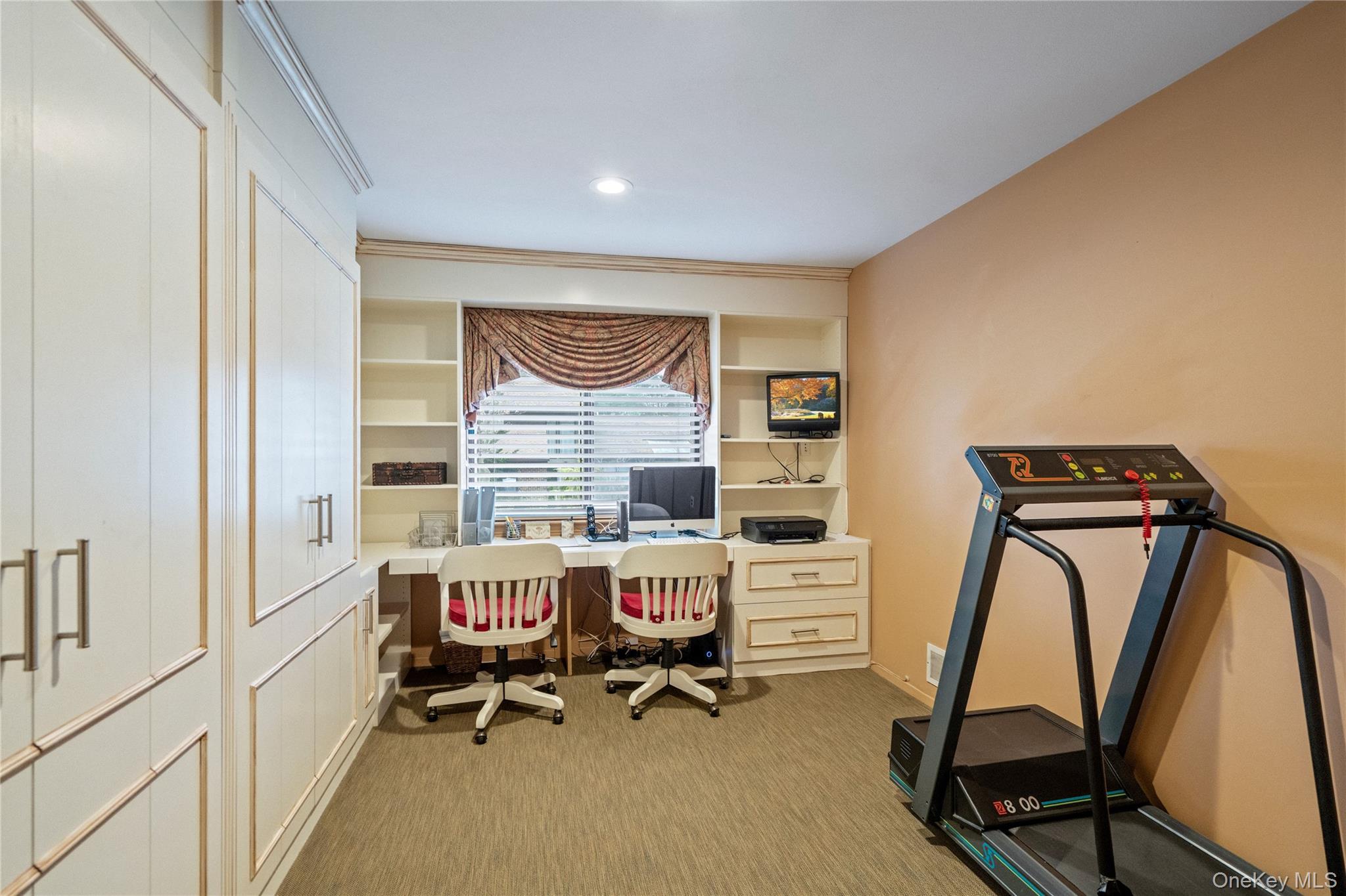 260 Vista Drive # 260, Jericho, NY 11753