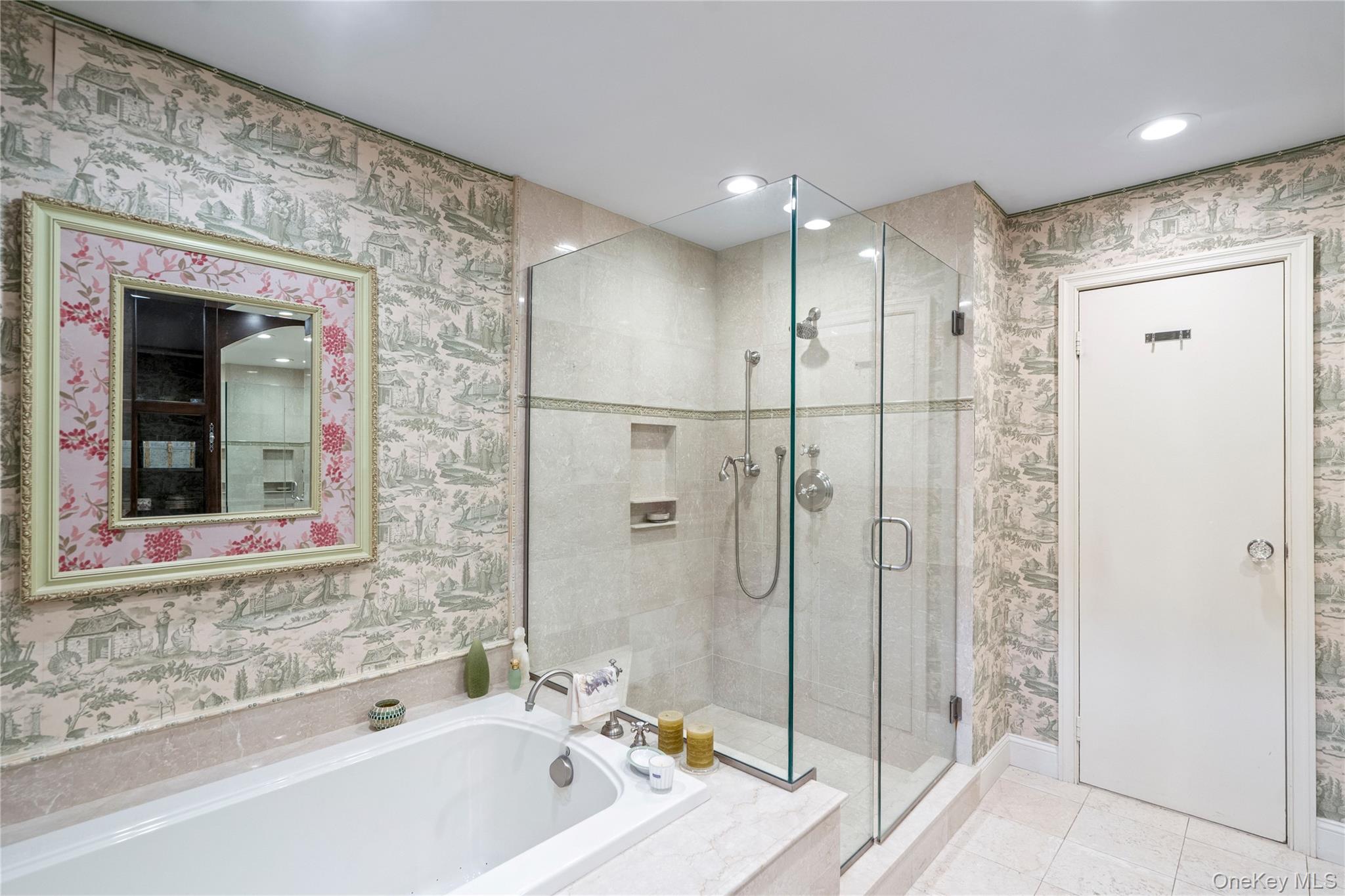 260 Vista Drive # 260, Jericho, NY 11753