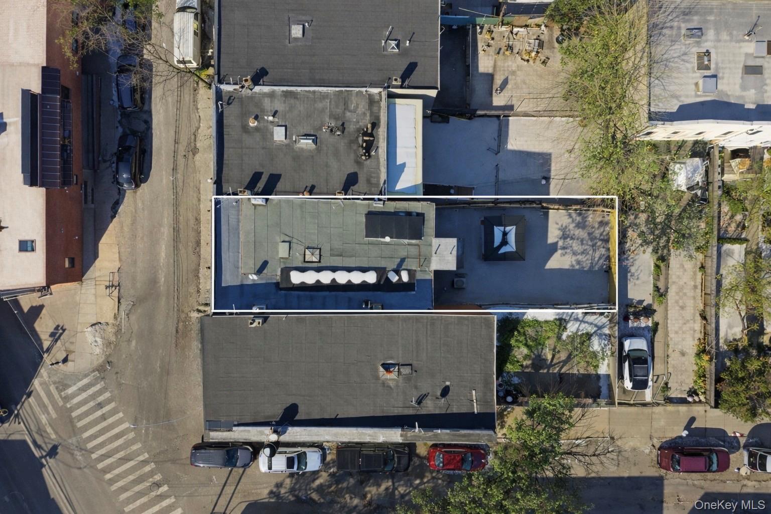 6089 54th Street, Maspeth, NY 11378