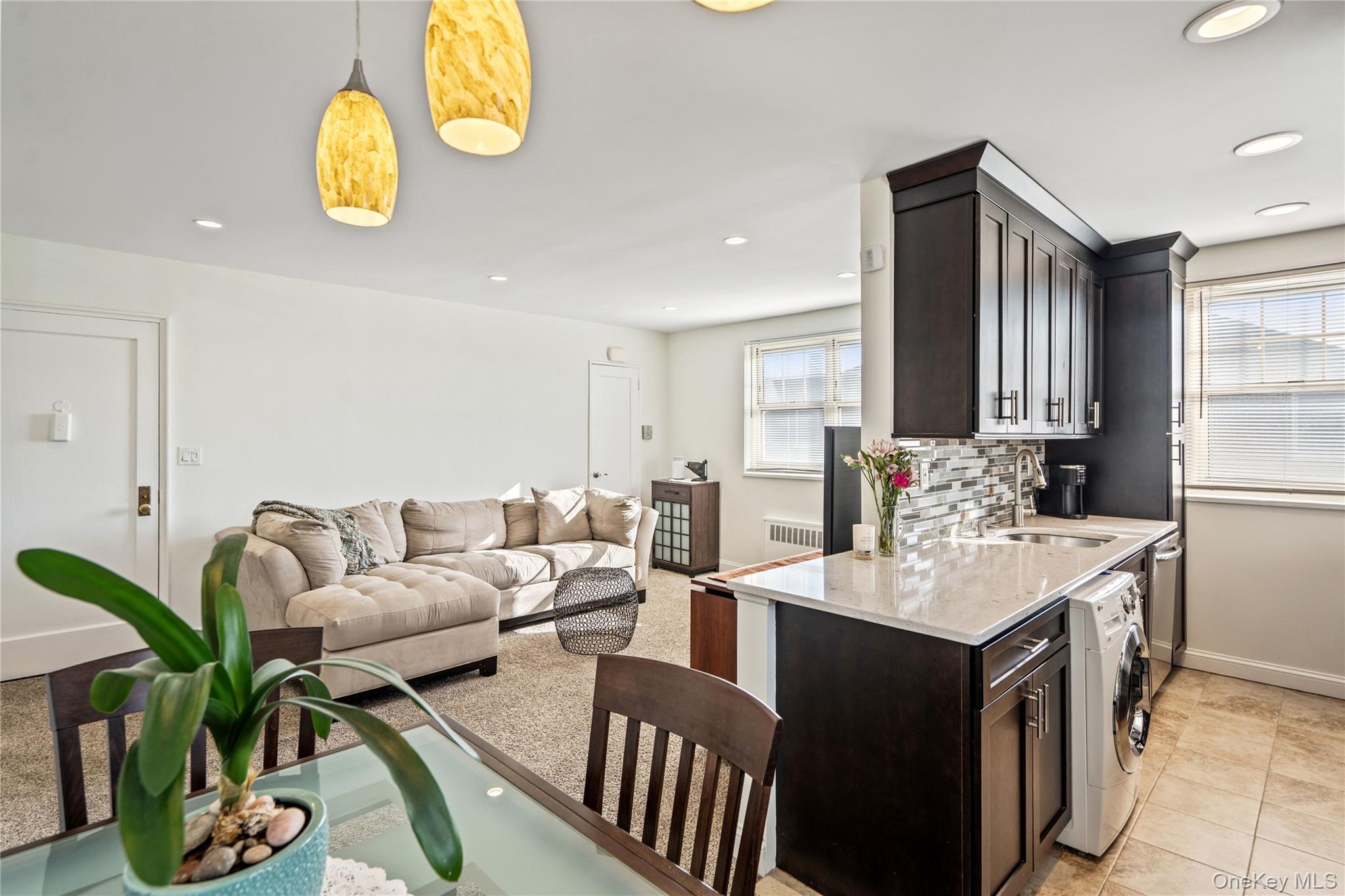 63-09 252nd Street # #4-1322, Little Neck, NY 11362