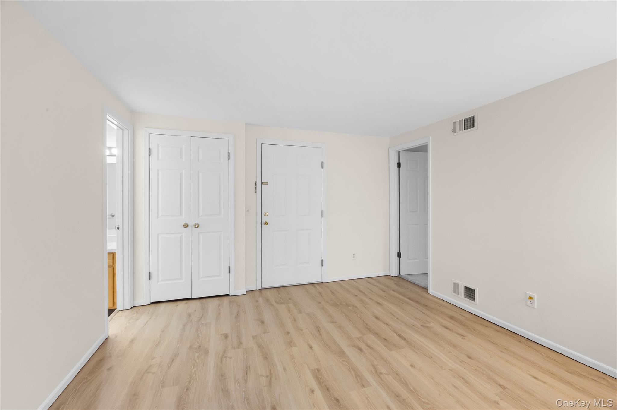 17 Fairview Street # A, Huntington, NY 11743