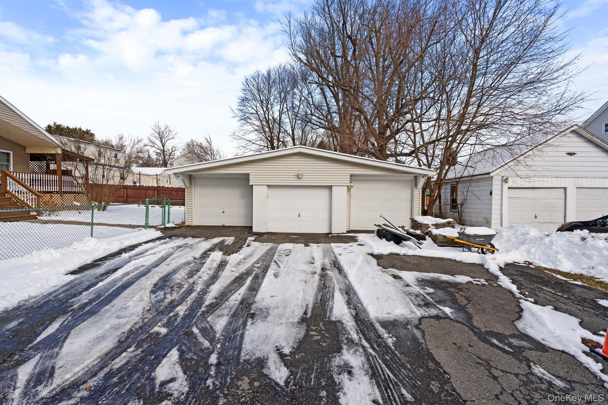 106 John Street, Maybrook, NY 12543