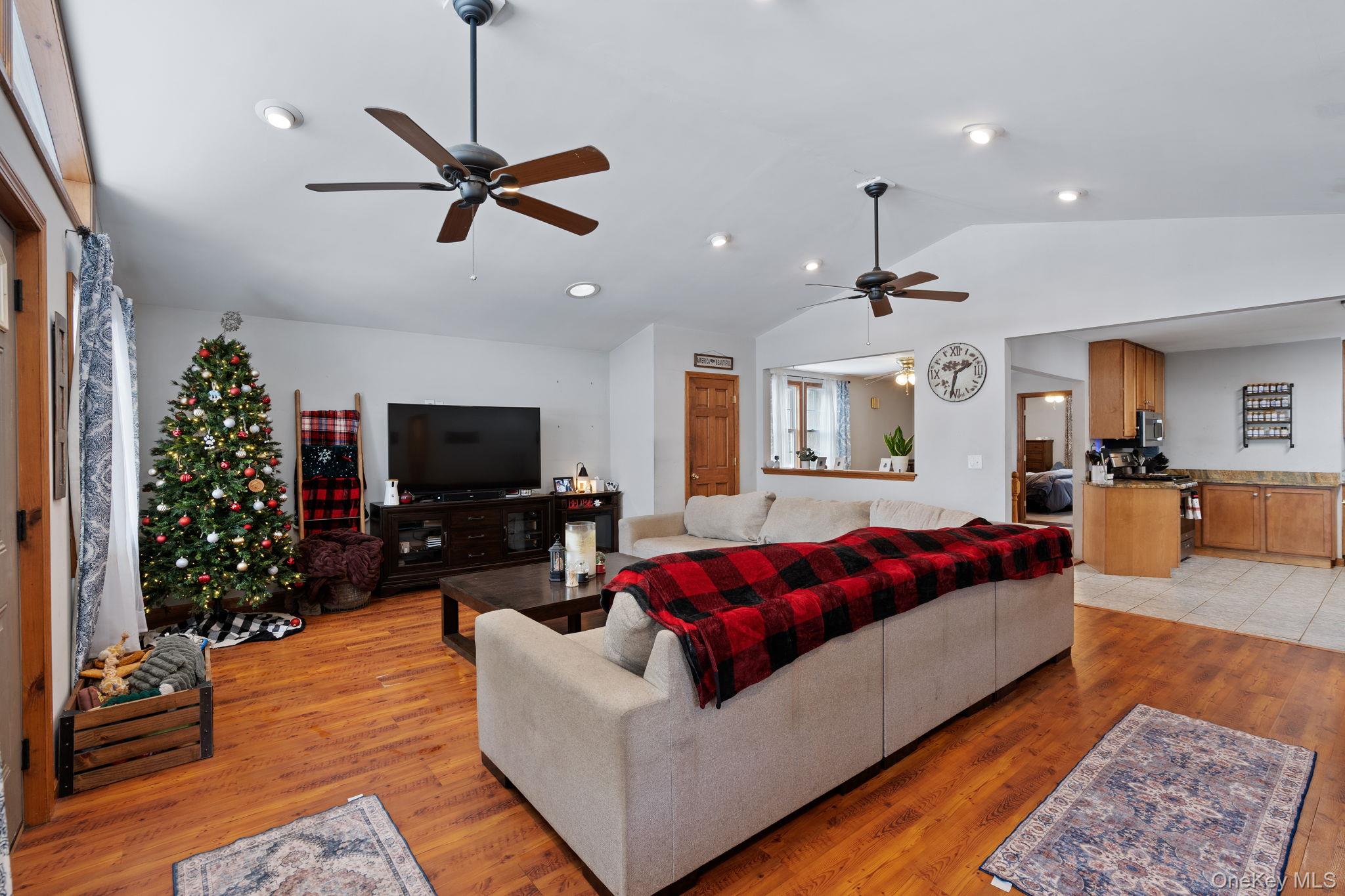 106 John Street, Maybrook, NY 12543