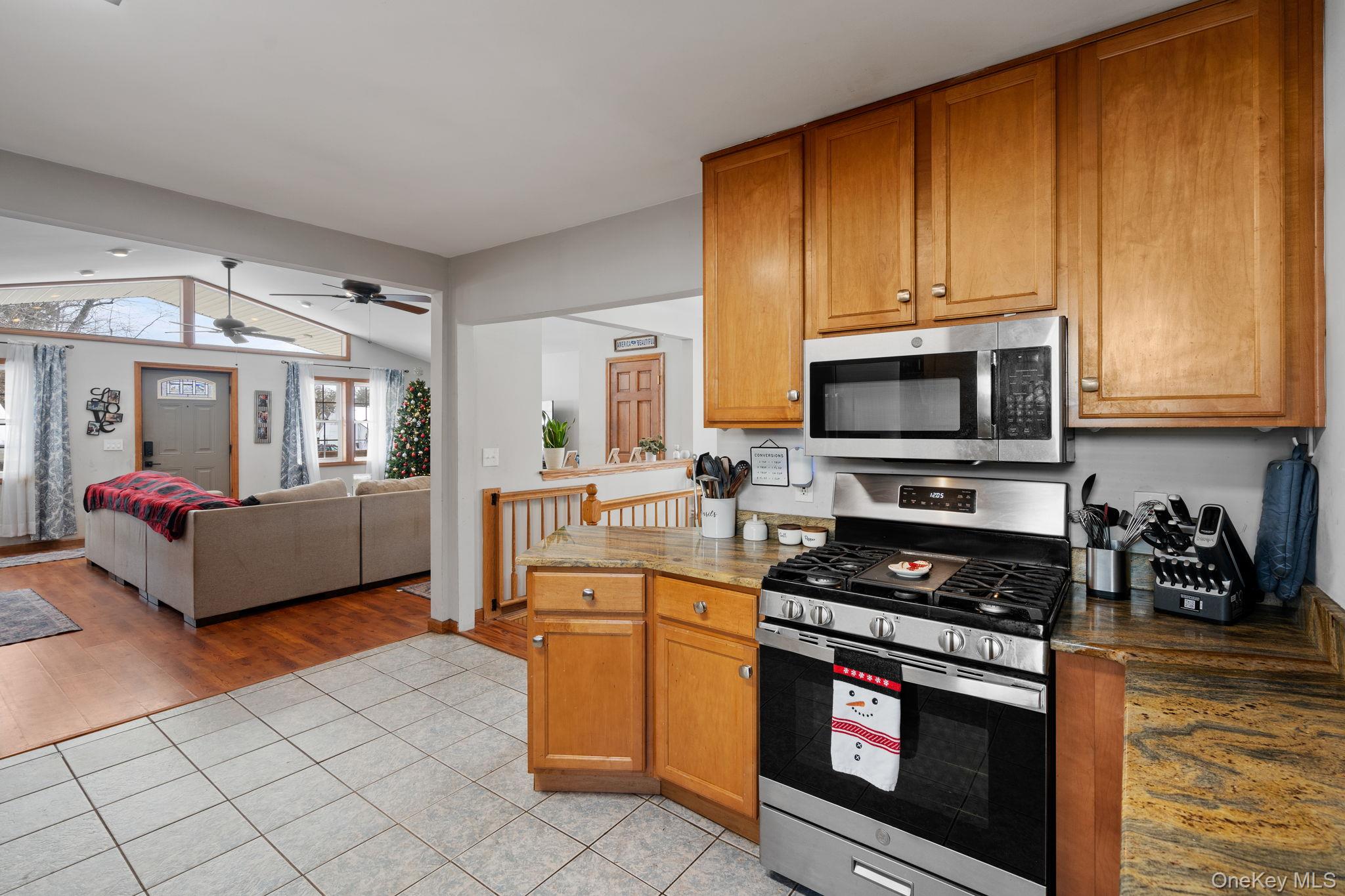 106 John Street, Maybrook, NY 12543