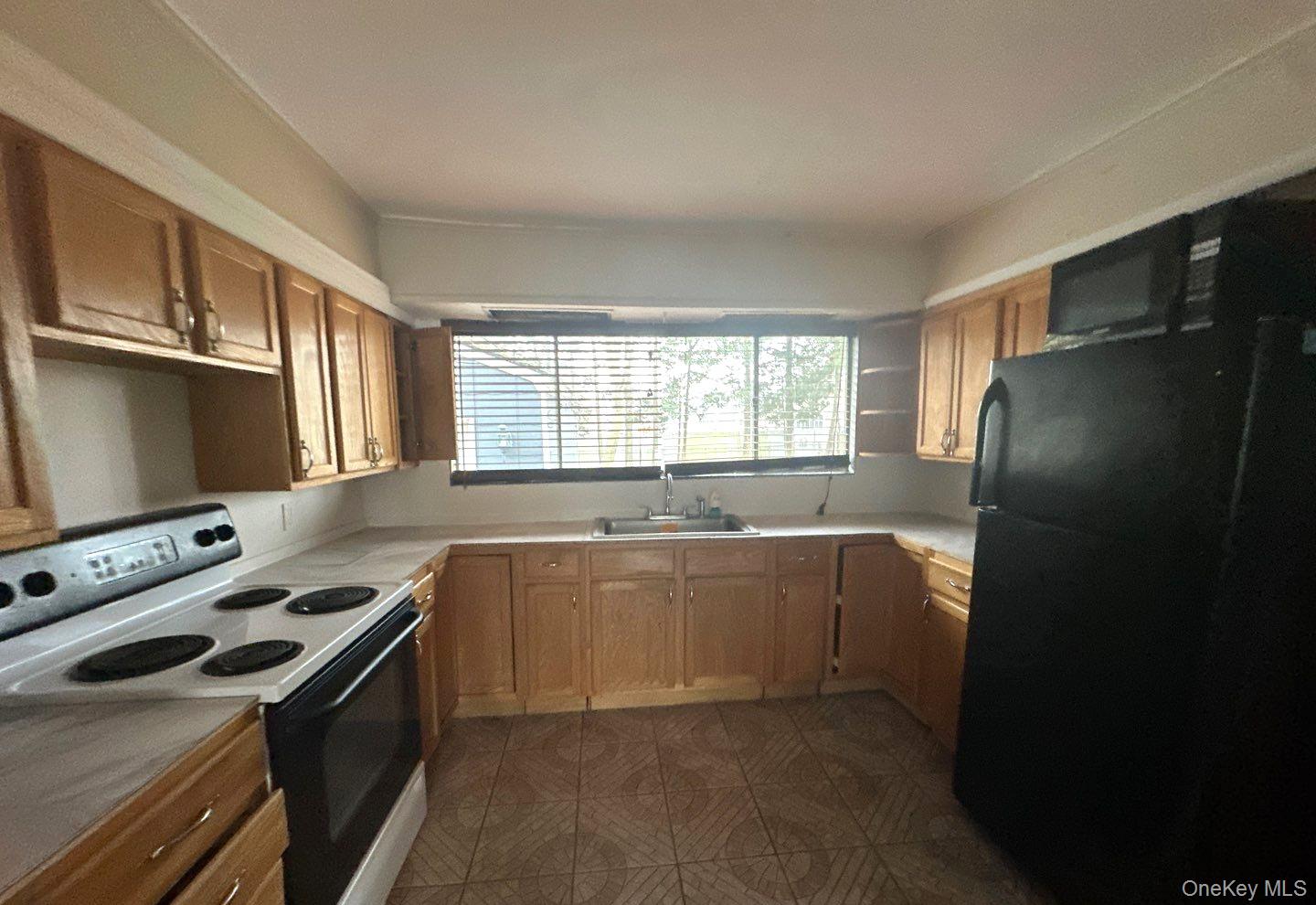 104 Weeks Road, North Babylon, NY 11703