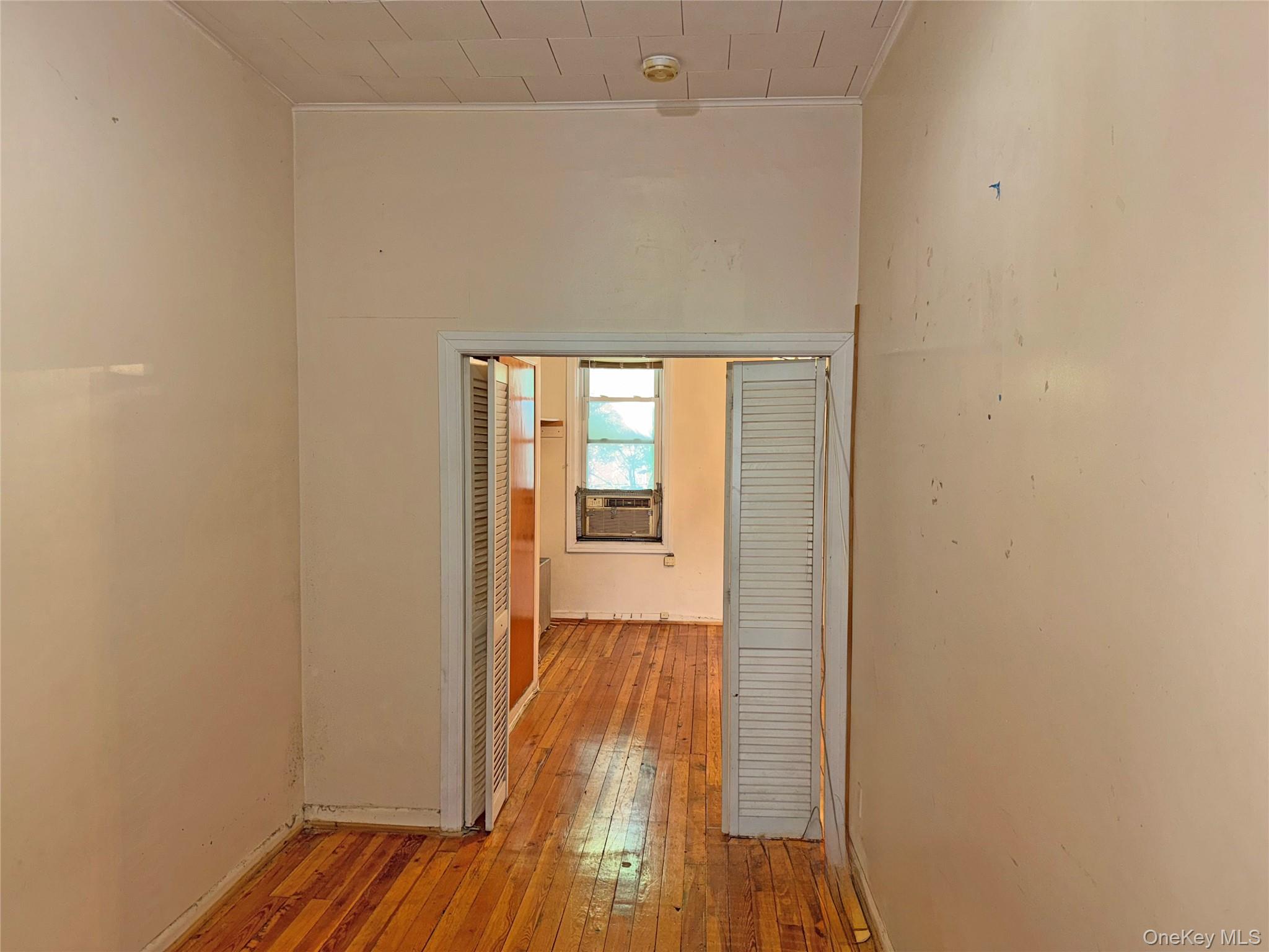 68-09 60th Street, Ridgewood, NY 11385