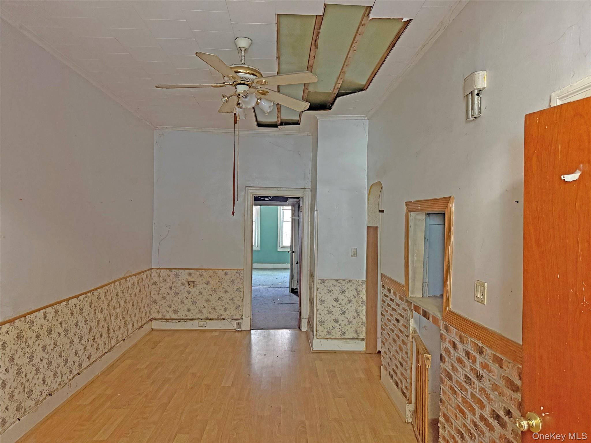 68-09 60th Street, Ridgewood, NY 11385