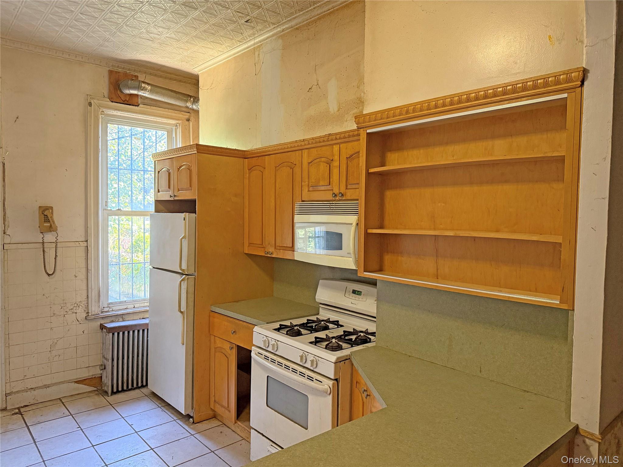 68-09 60th Street, Ridgewood, NY 11385