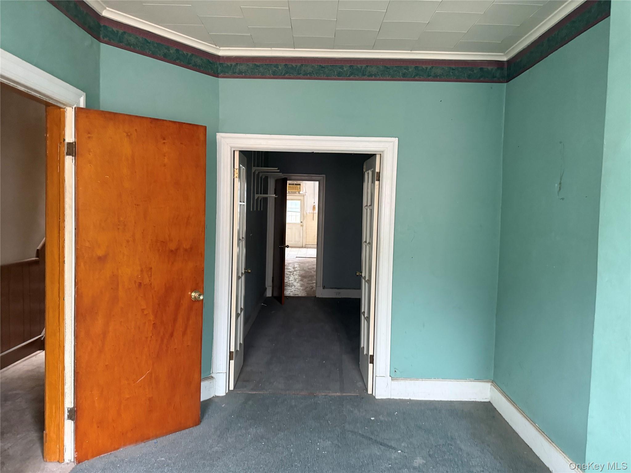 68-09 60th Street, Ridgewood, NY 11385