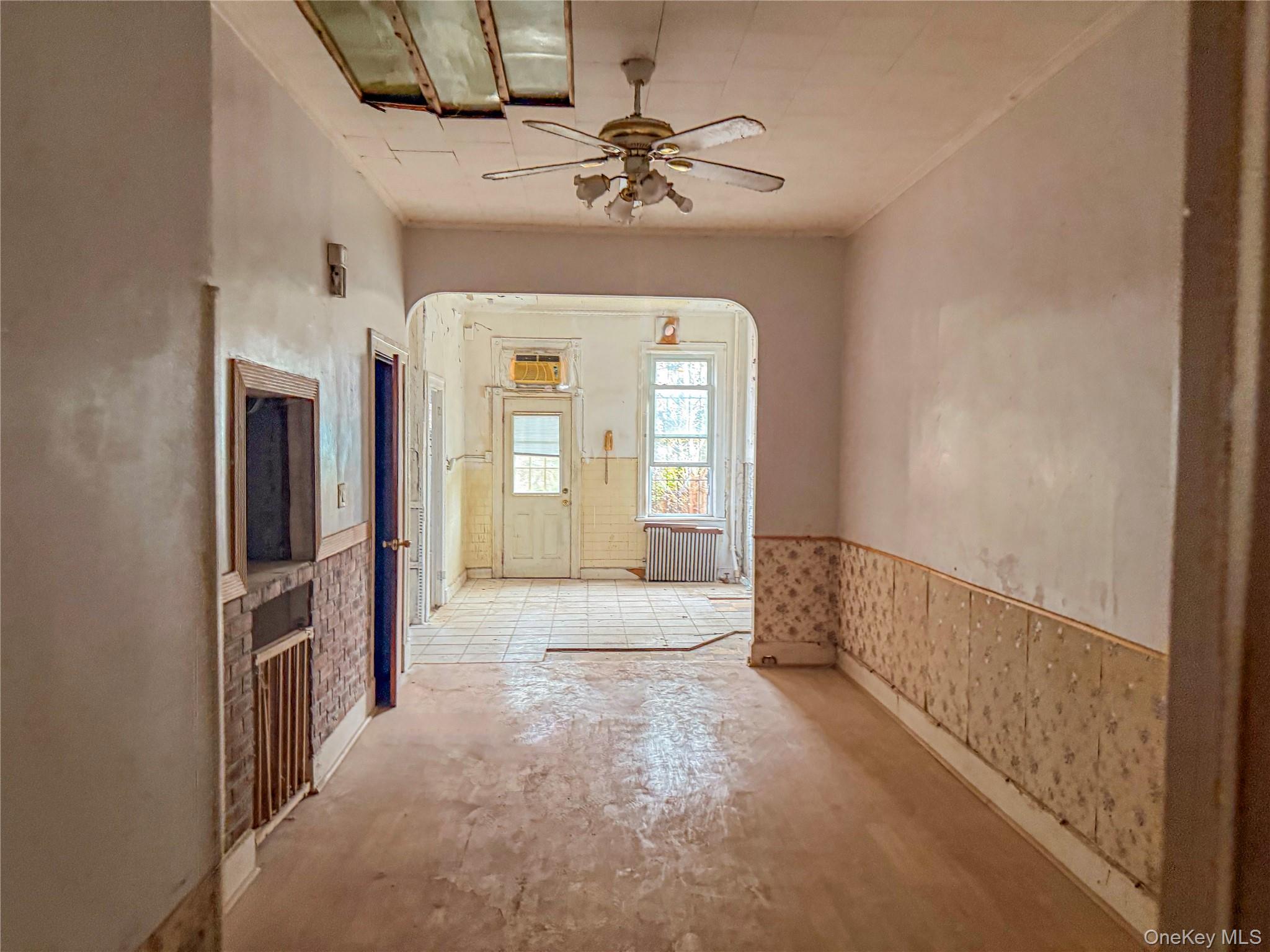 68-09 60th Street, Ridgewood, NY 11385