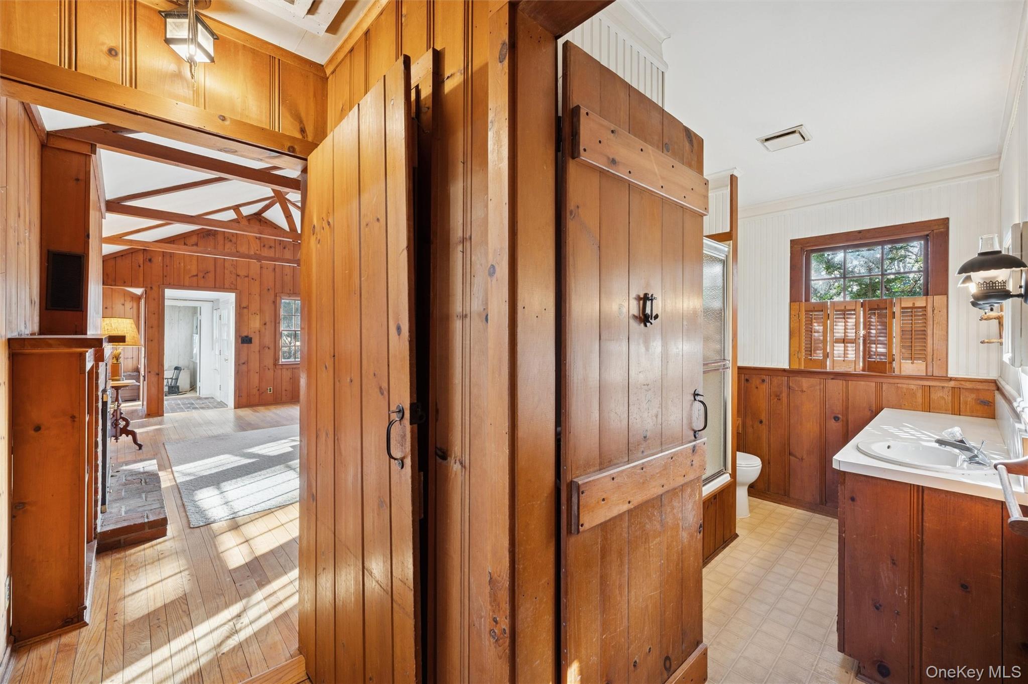 69 Tuthill Point Road, East Moriches, NY 11940