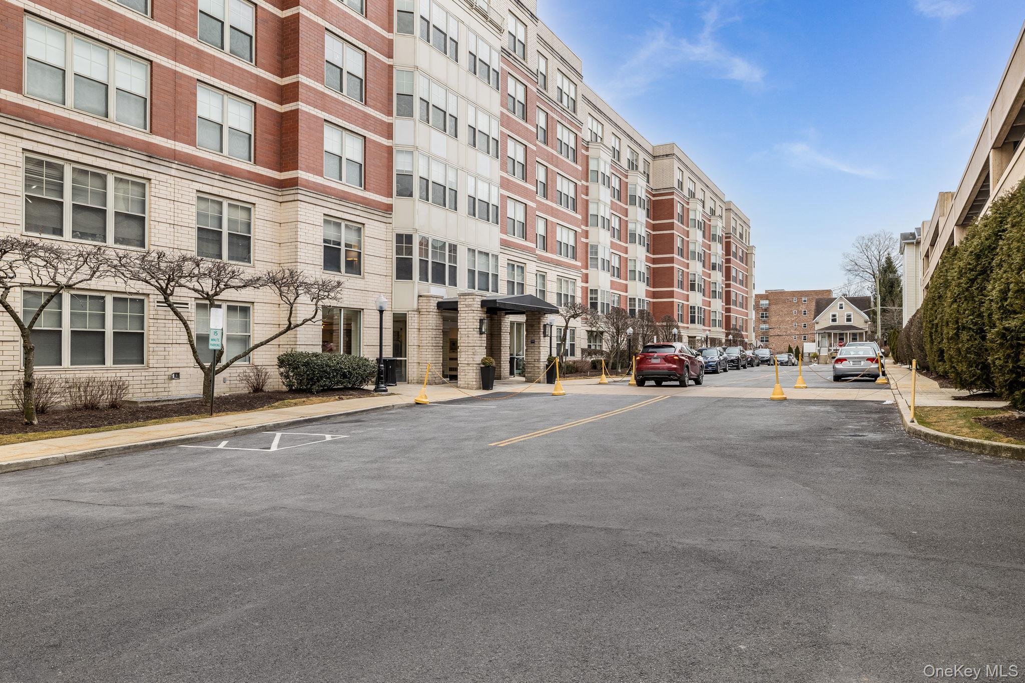 300 Mamaroneck Avenue # 417, White Plains, NY 10605