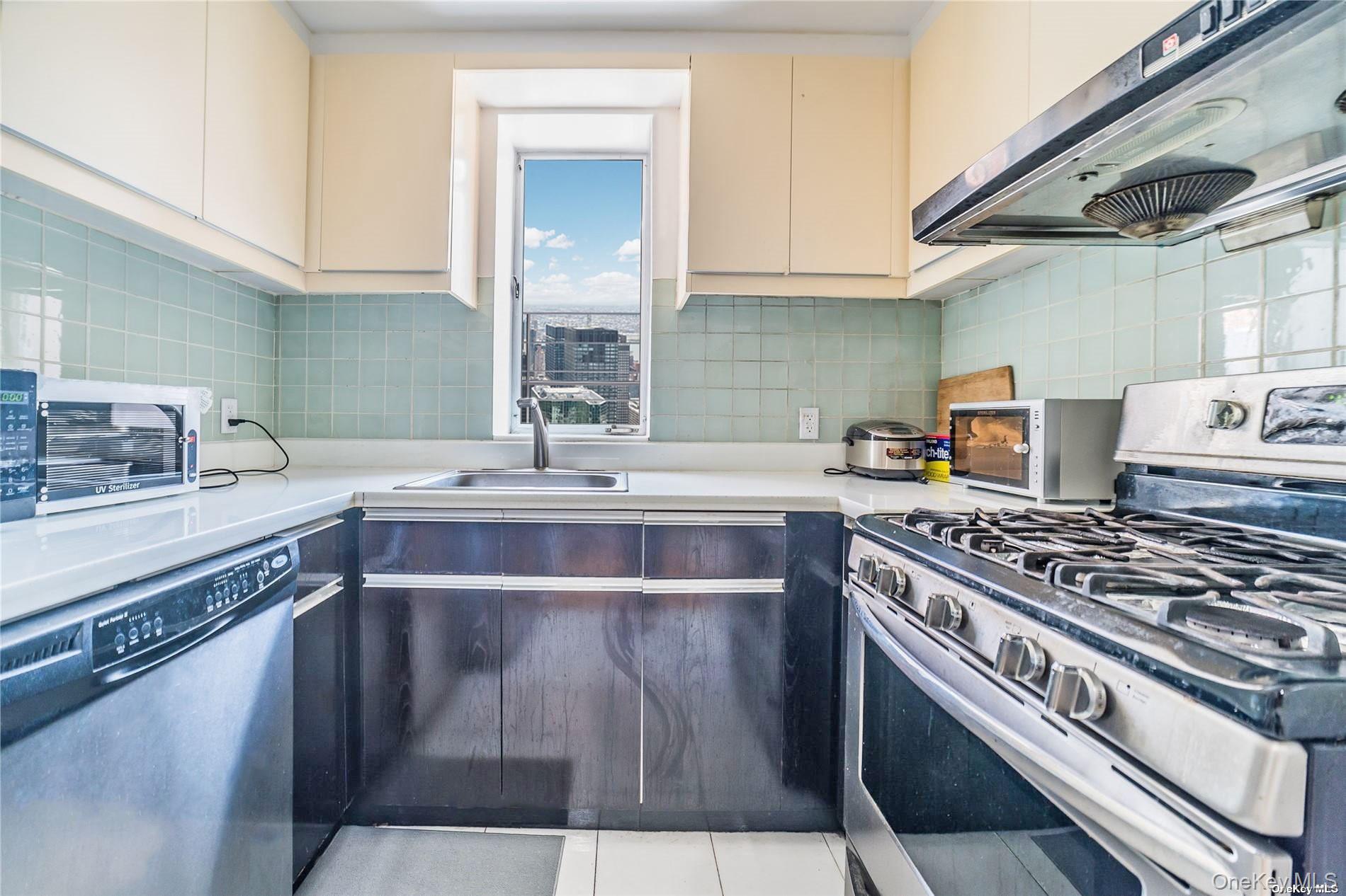 13203 Sanford Avenue # 6I, Flushing, NY 11355