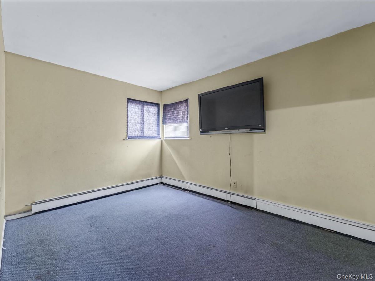 22 Mason Street, Hempstead, NY 11550