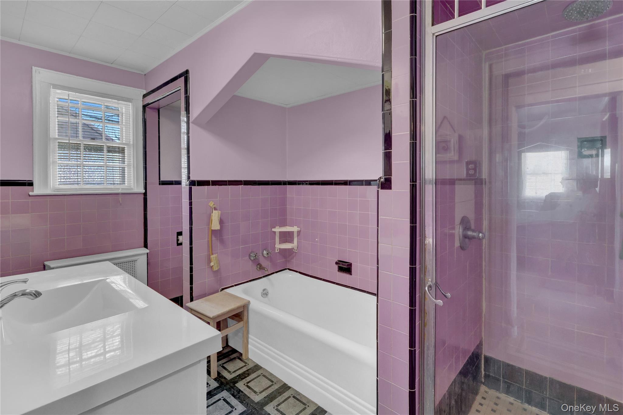 15 Donald Place, East Rockaway, NY 11518