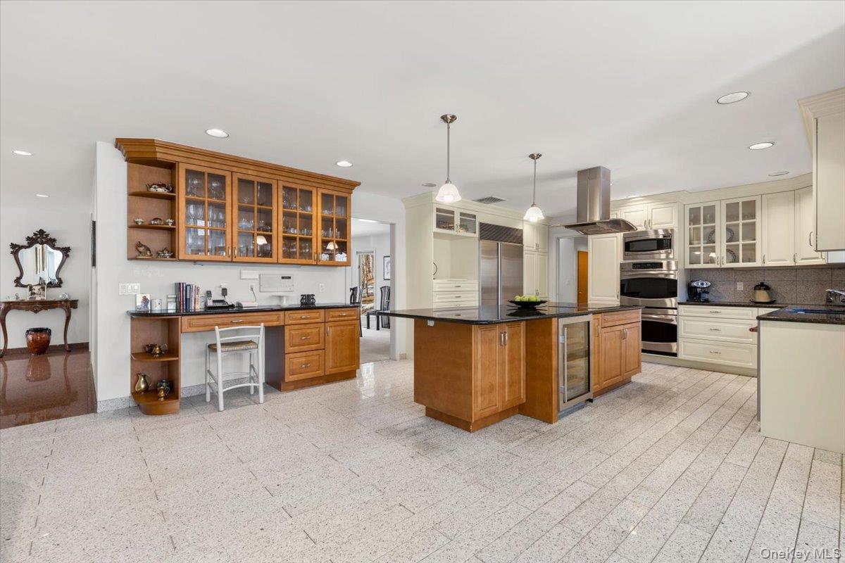 29 Captain Theale Road, Bedford, NY 10506