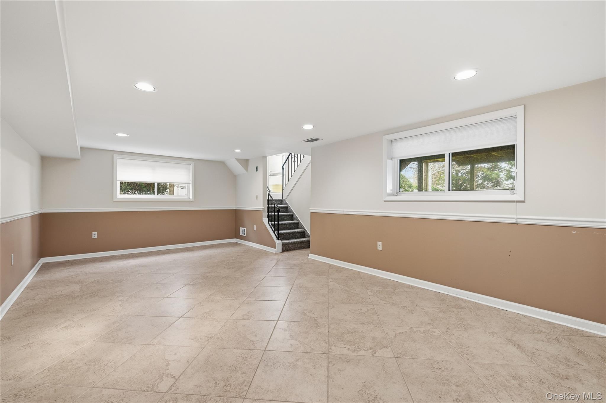 20 Steuben Drive, Oyster Bay, NY 11753