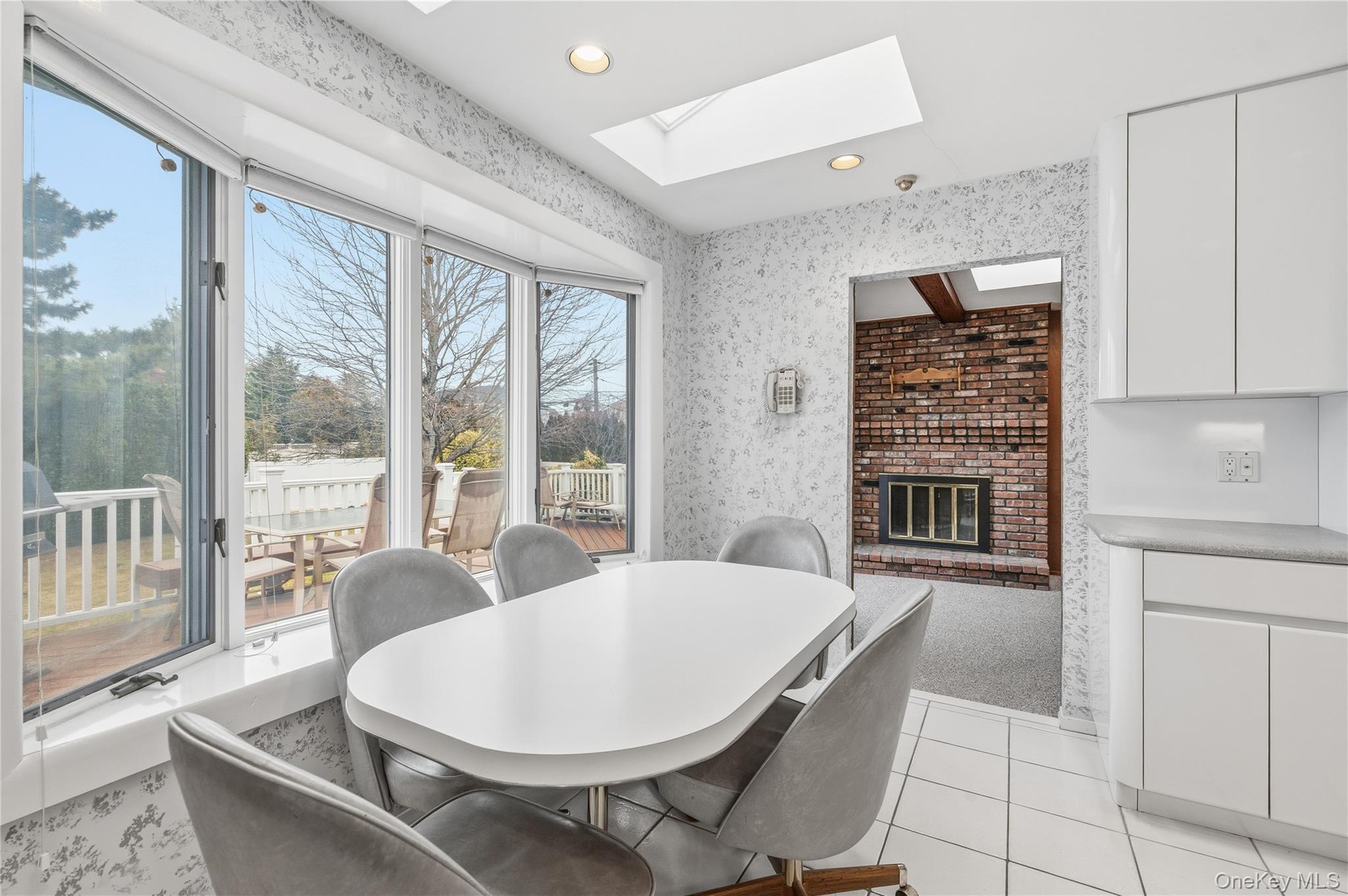 20 Steuben Drive, Oyster Bay, NY 11753