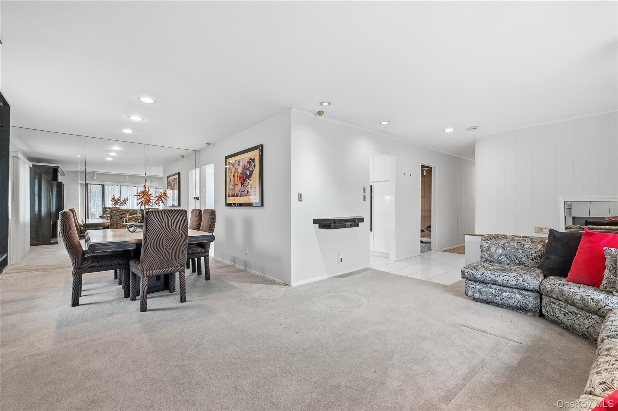 20 Steuben Drive, Oyster Bay, NY 11753