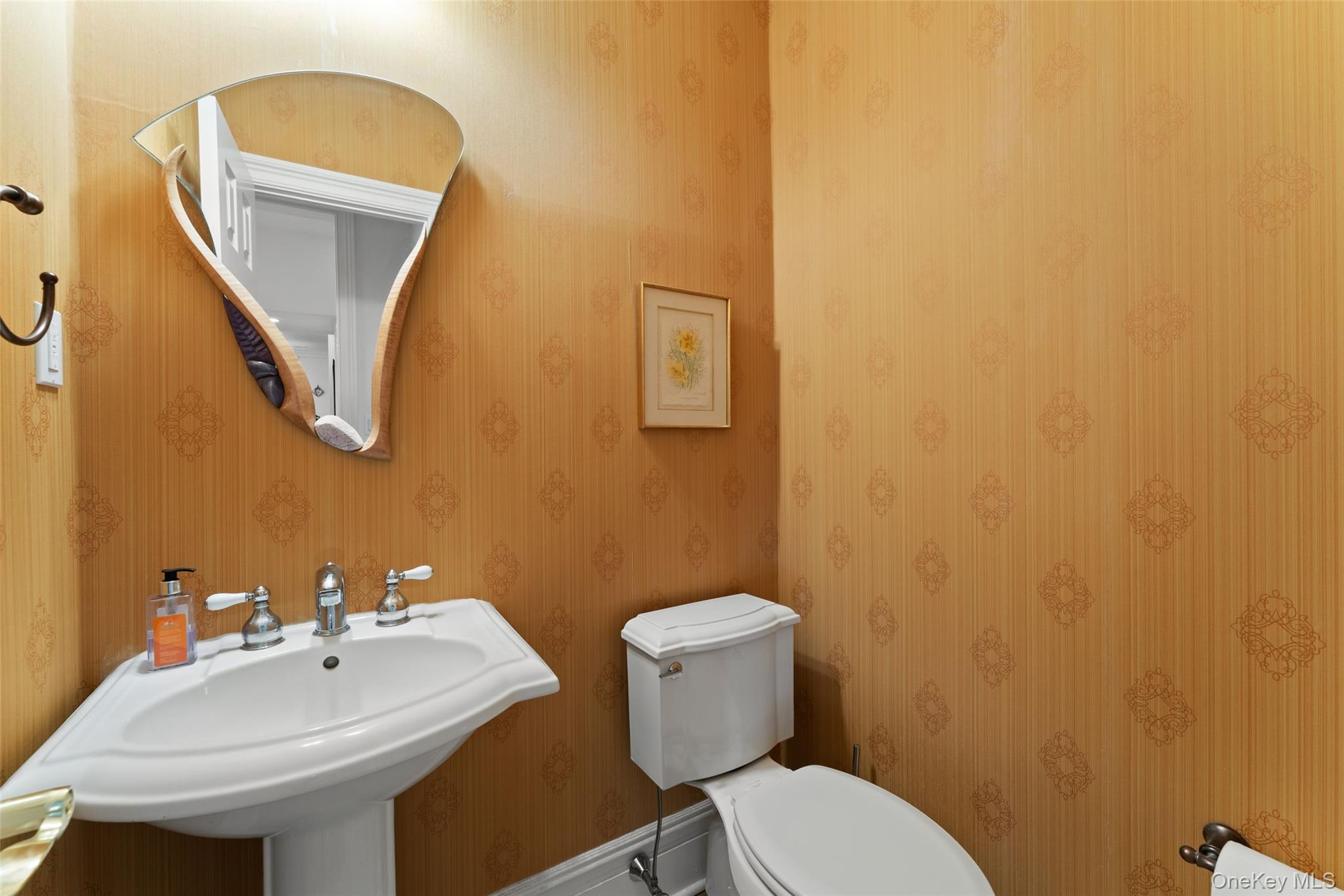 5 Stonewall Lane, Mamaroneck, NY 10543