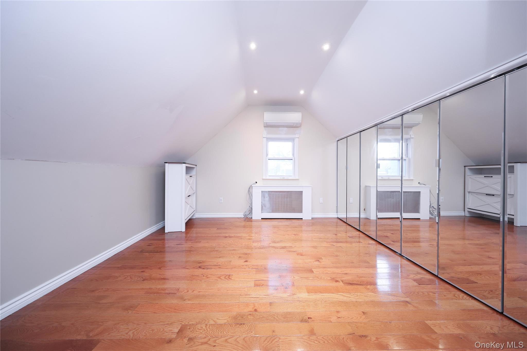 138 Ormonde Boulevard, Valley Stream, NY 11580