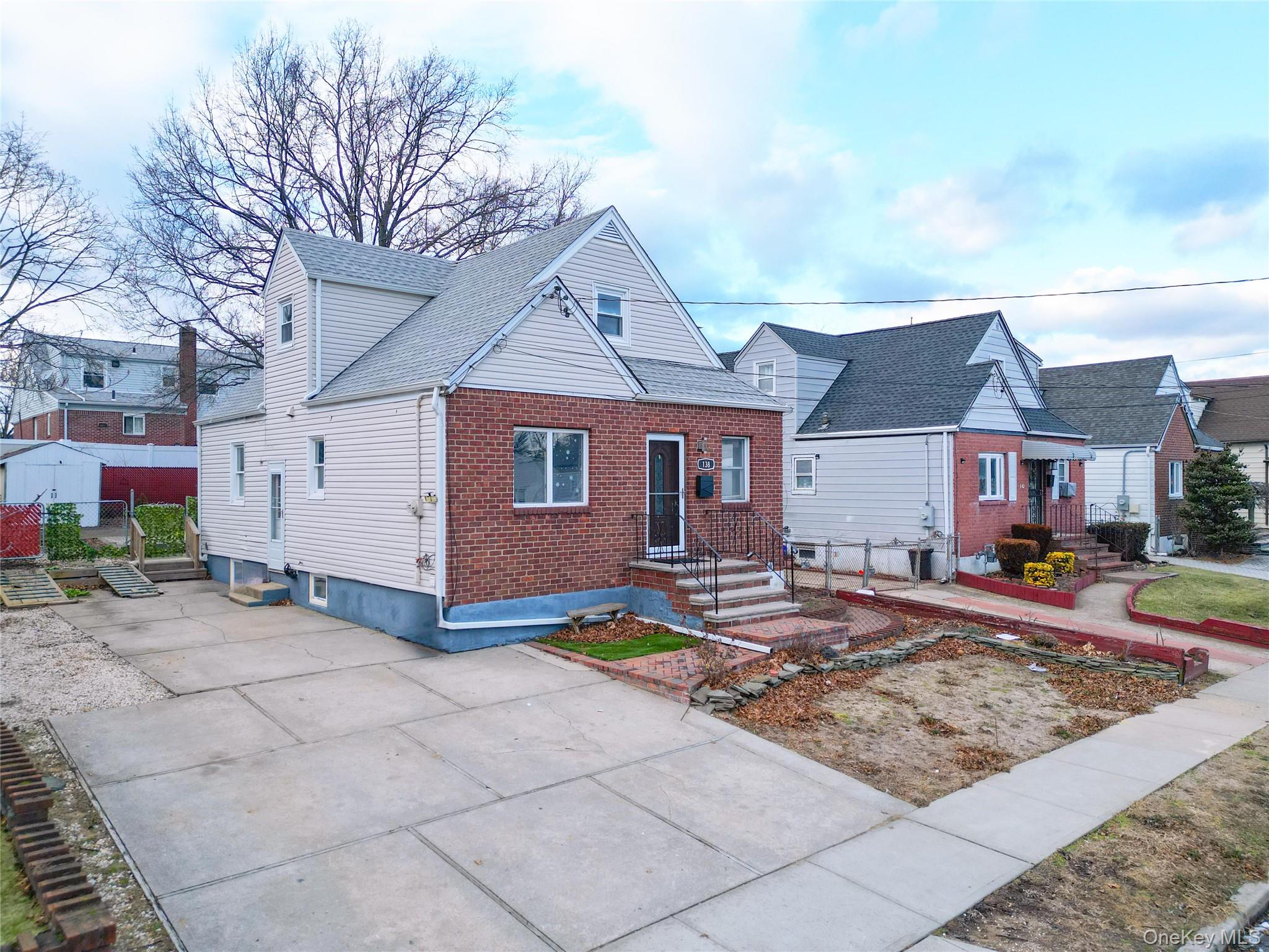 138 Ormonde Boulevard, Valley Stream, NY 11580