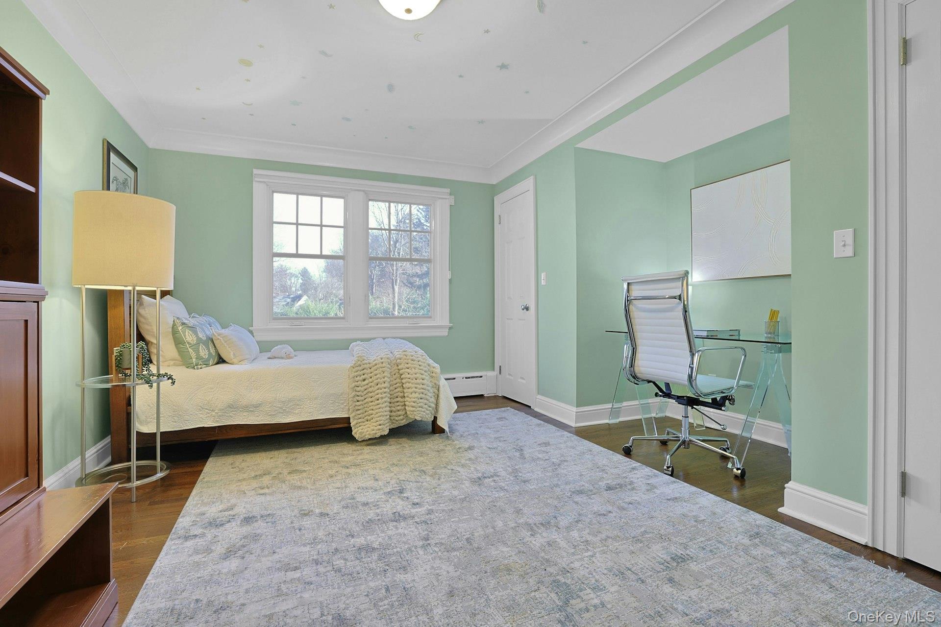 369 Evandale Road, Scarsdale, NY 10583