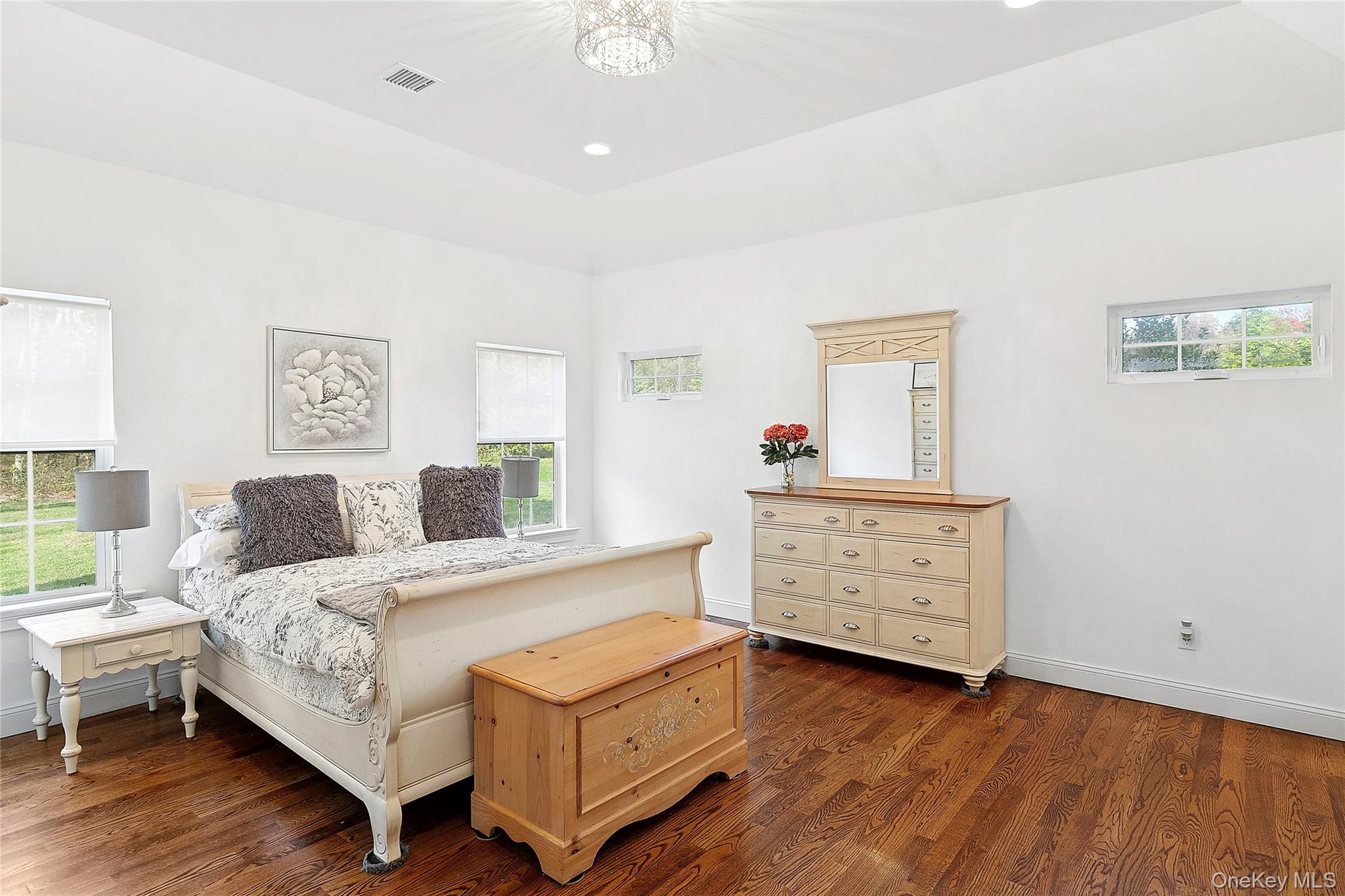 9 Sipala Court, Manorville, NY 11949