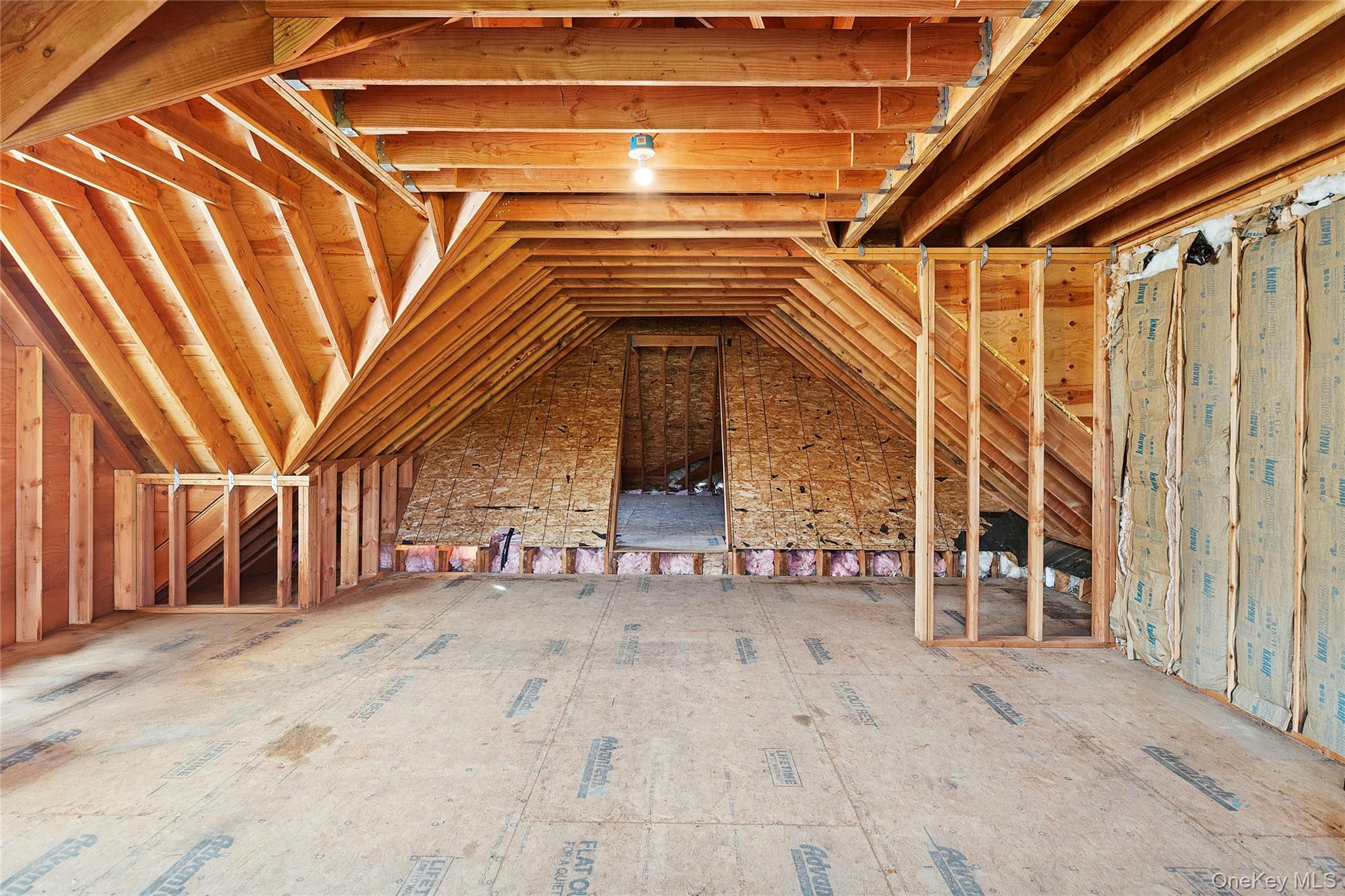 9 Sipala Court, Manorville, NY 11949