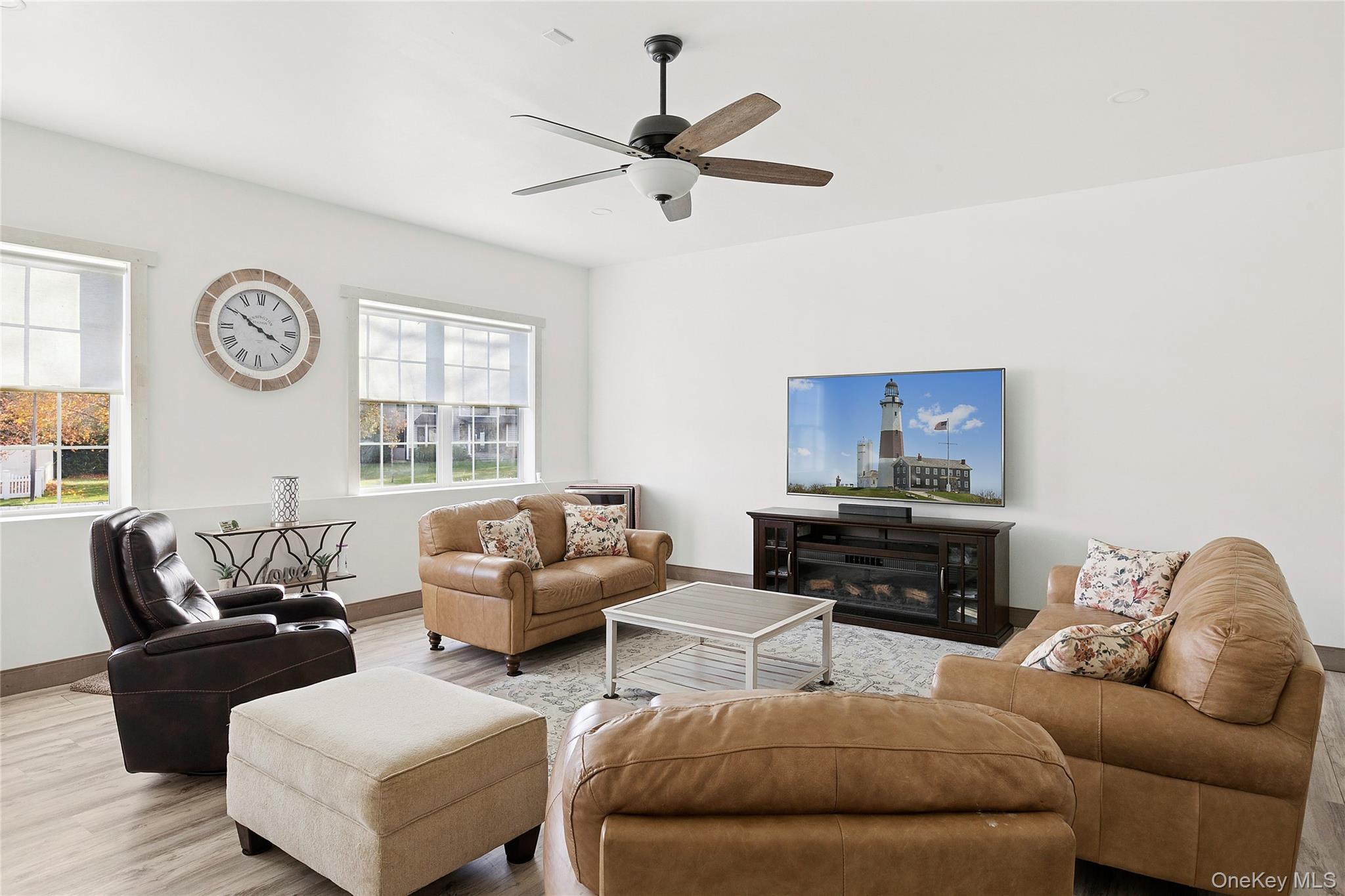 9 Sipala Court, Manorville, NY 11949