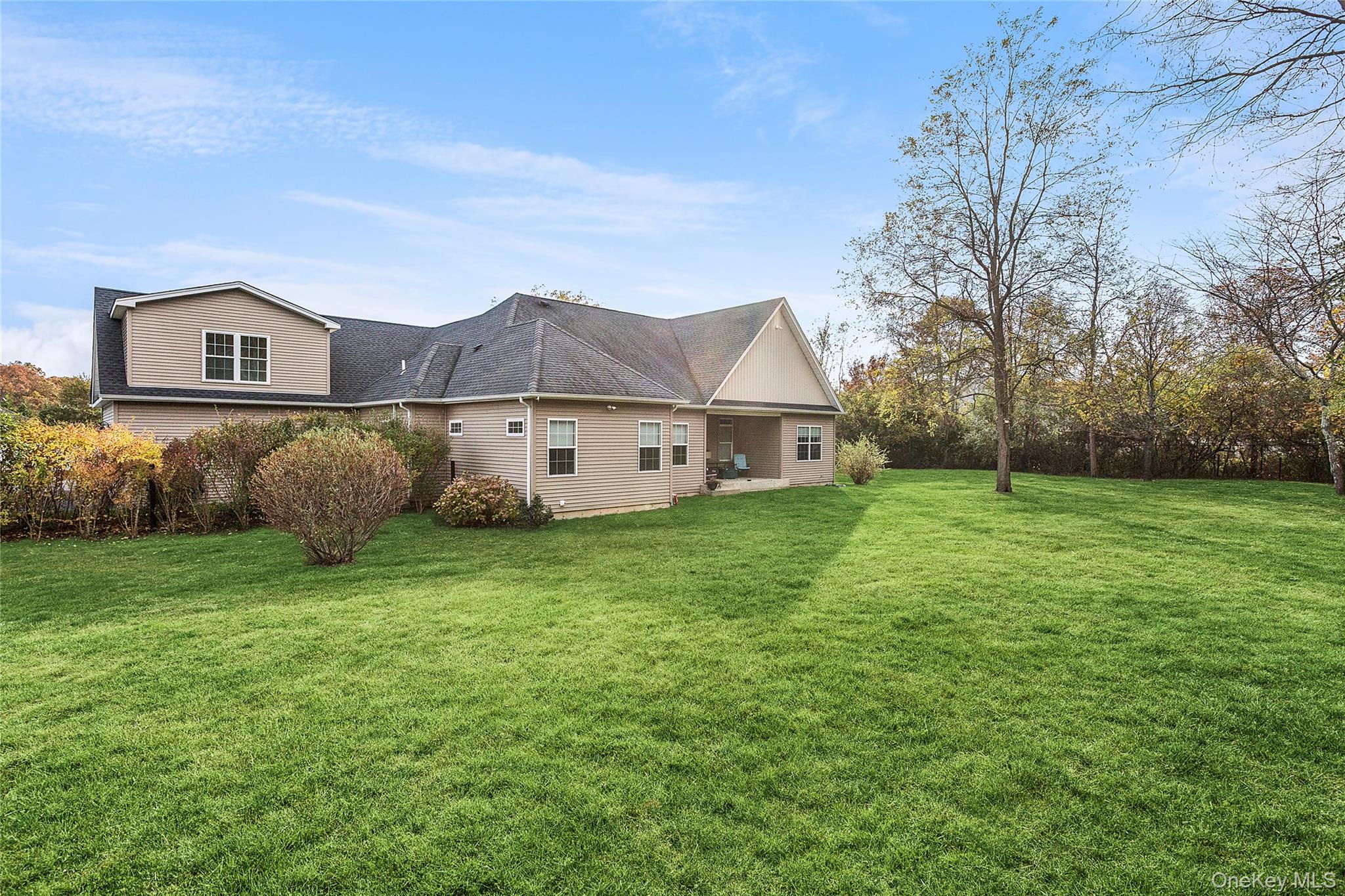 9 Sipala Court, Manorville, NY 11949