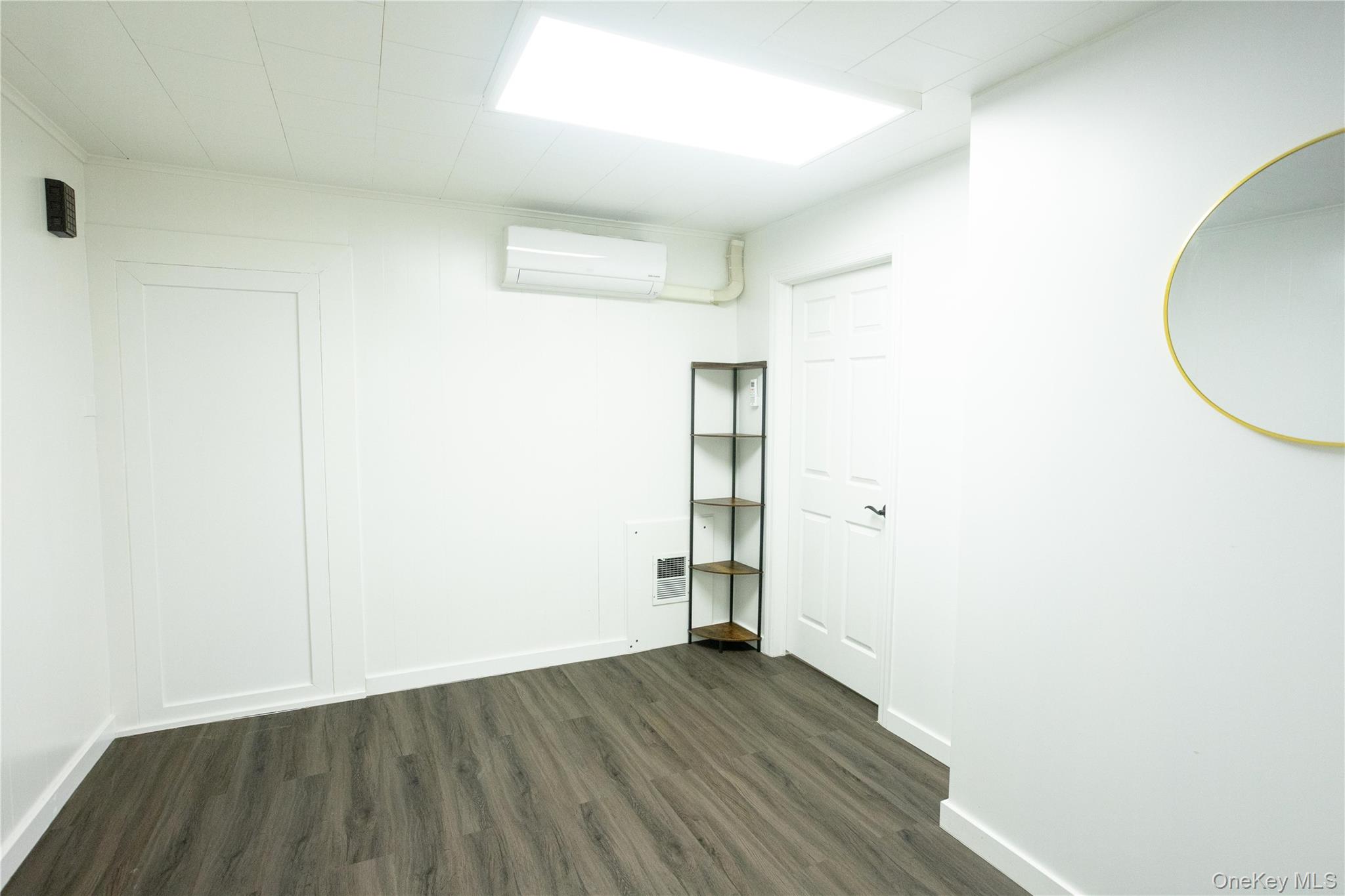 43-18 214 Place, Bayside, NY 11361